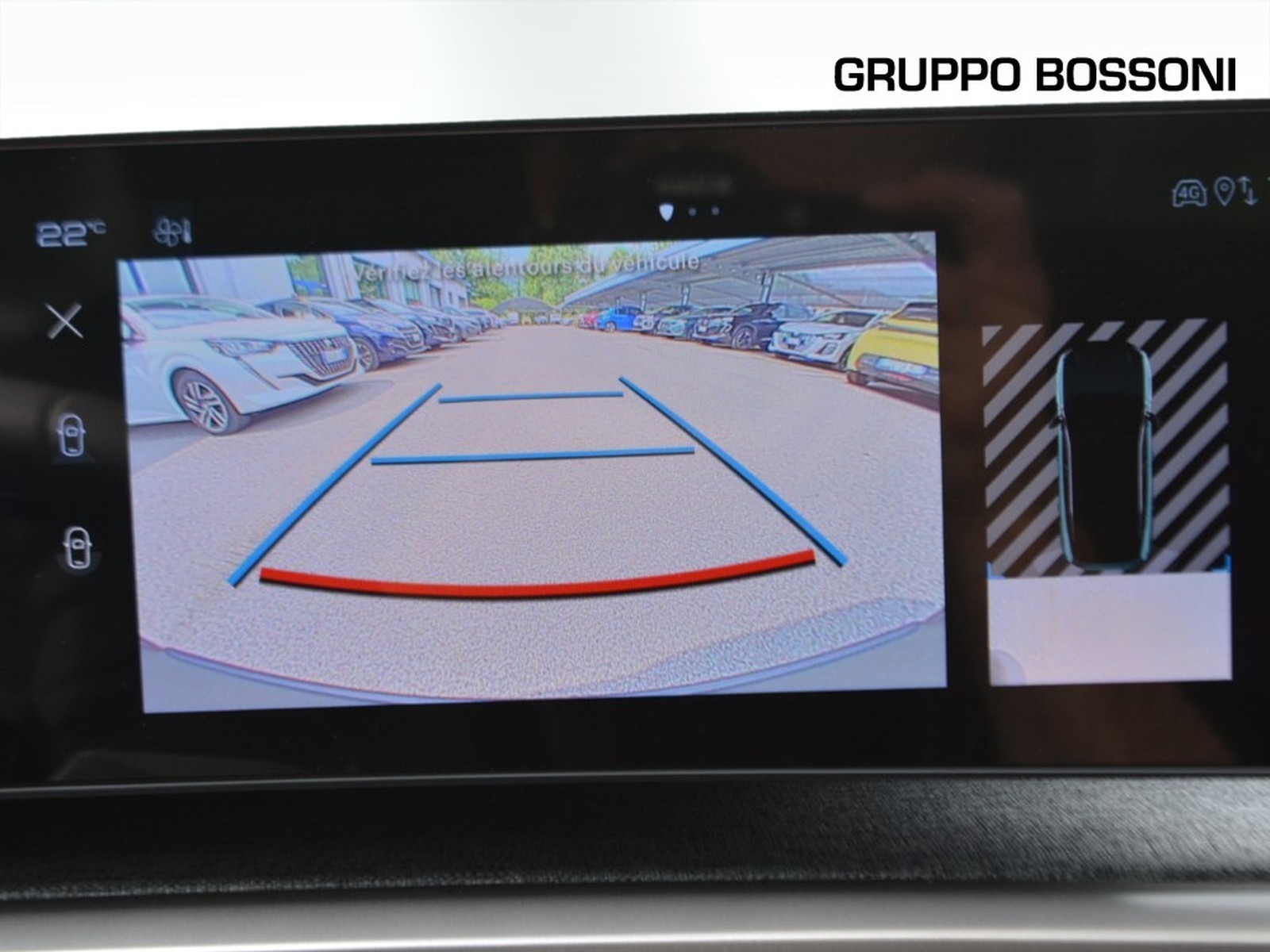 22 - Peugeot 3008 73 kwh allure 210cv