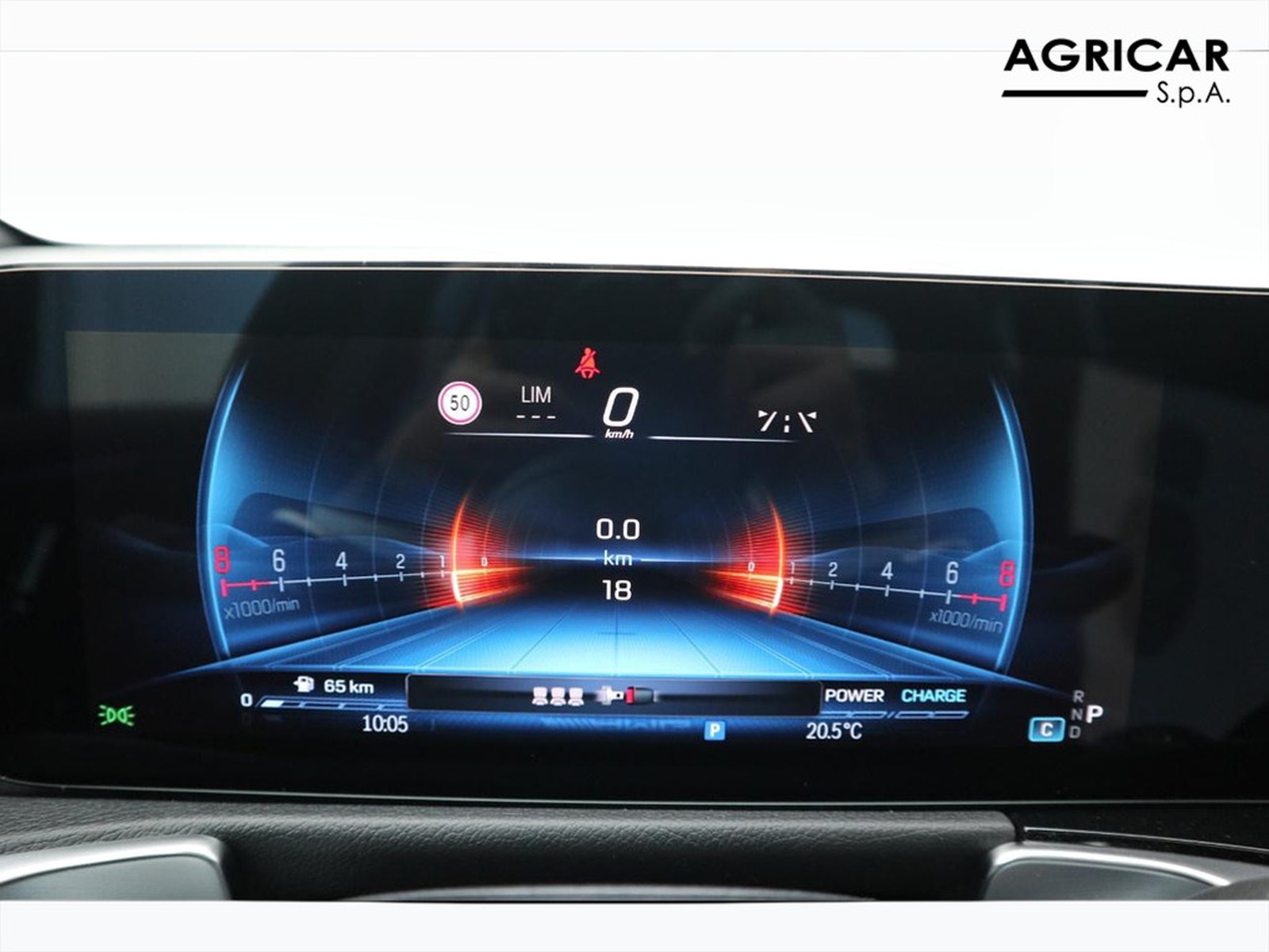 9 - AMG GLB amg 35 amg line premium 4matic 8g-dct