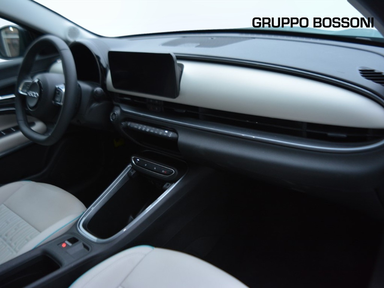 8 - Fiat 600 1.2 hybrid 110cv la prima ii edct