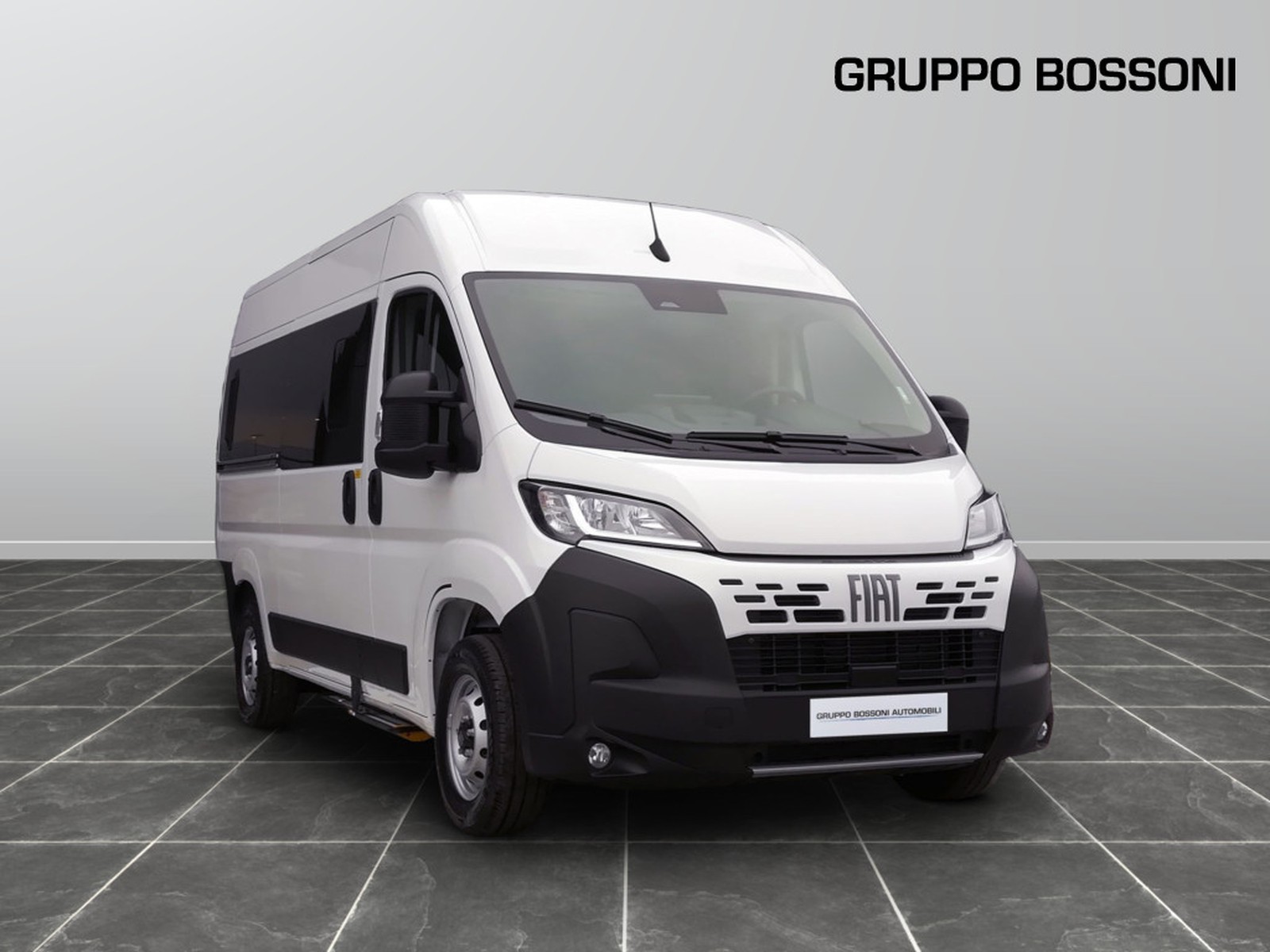 2 - Fiat Professional Ducato 35 vetrato l2h2 2.2 diesel 140cv