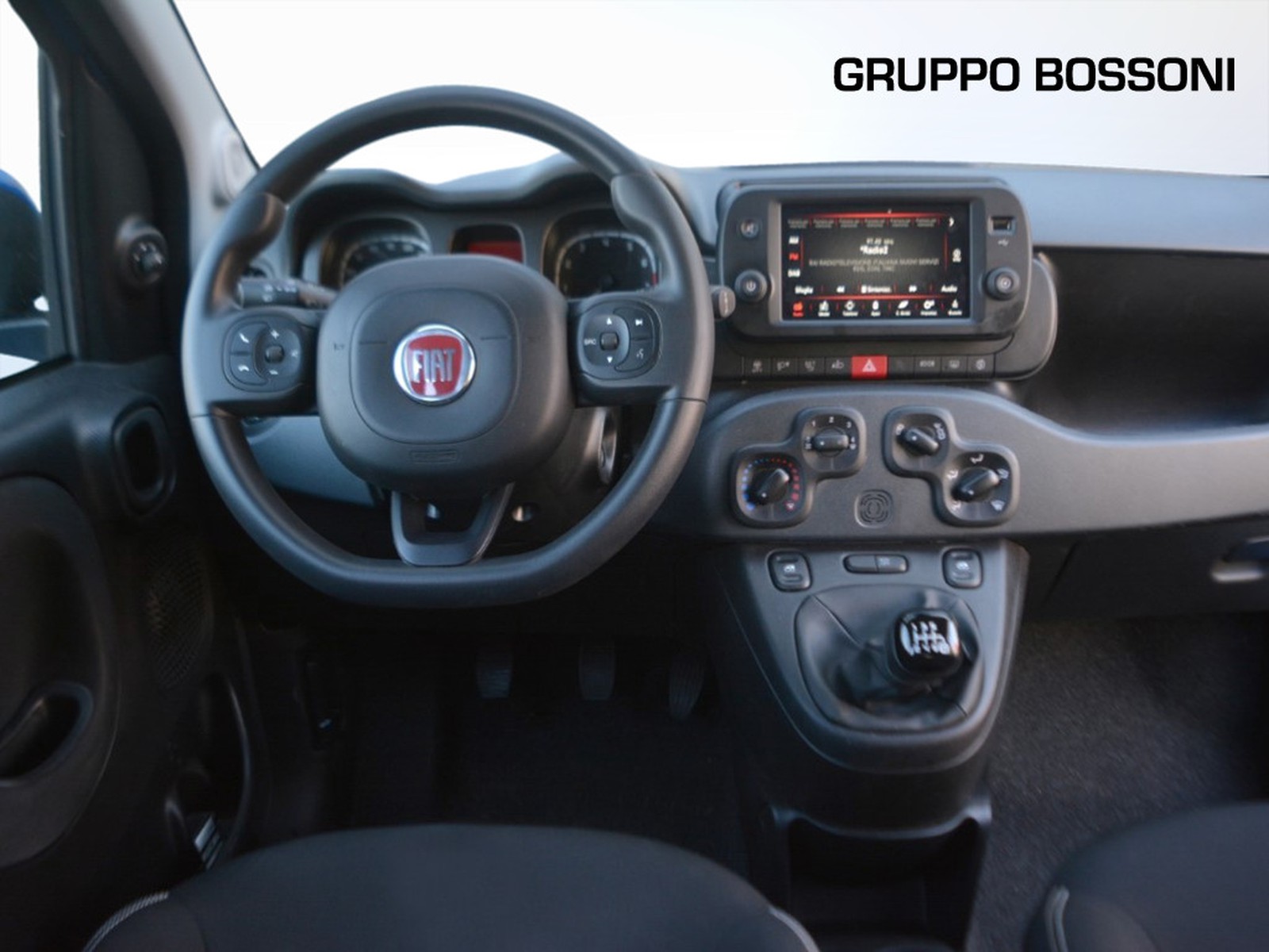 9 - Fiat Panda cross 1.0 firefly hybrid 70cv s&s 5p.ti