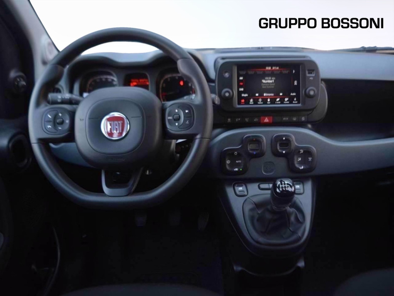 9 - Fiat Panda cross 1.0 firefly hybrid 70cv s&s 5p.ti