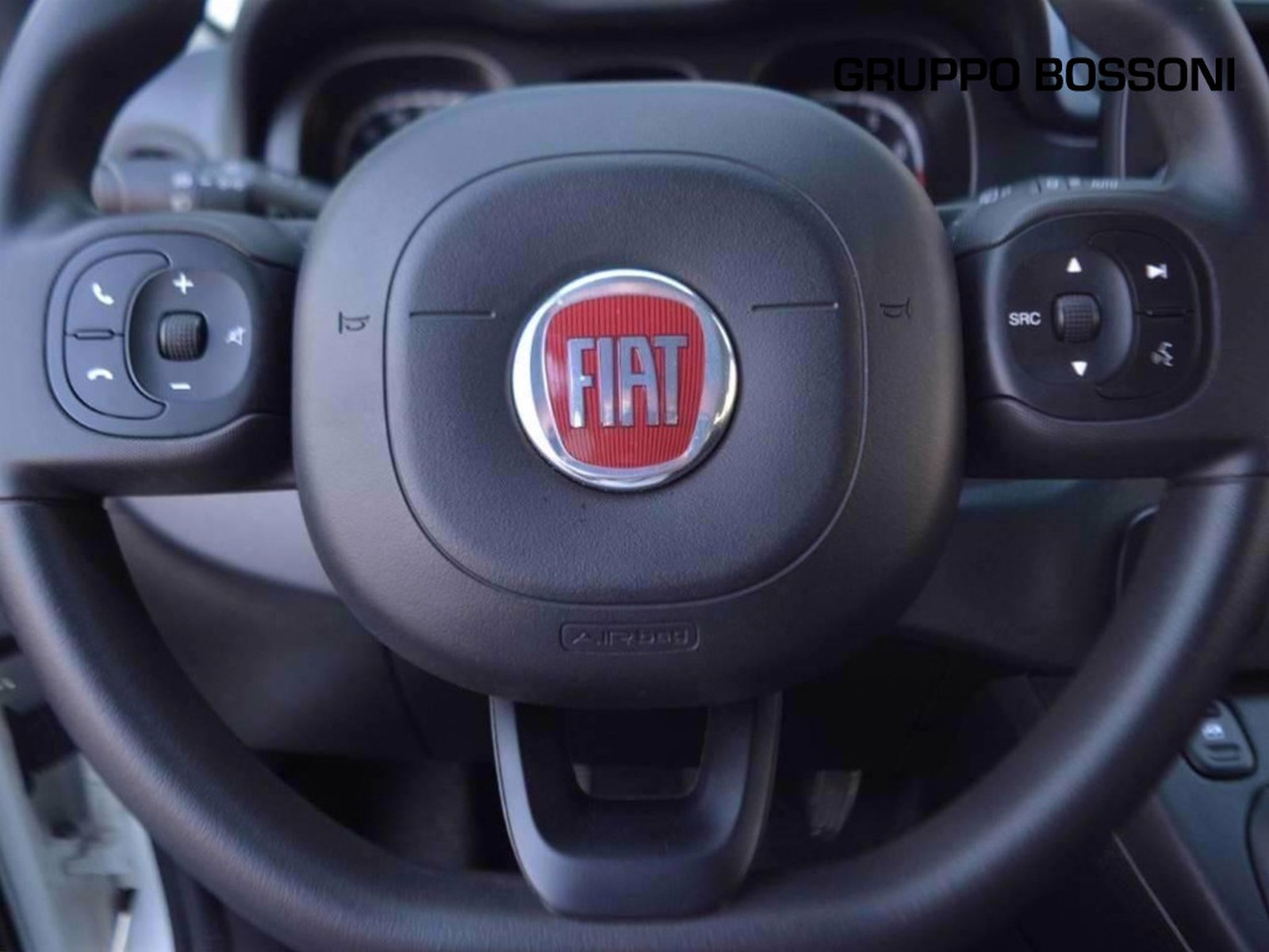 17 - Fiat Panda cross 1.0 firefly hybrid 70cv s&s 5p.ti