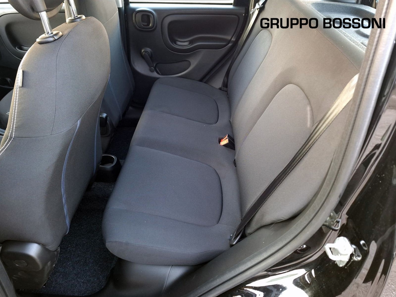 12 - Fiat Pandina 1.0 firefly hybrid 70cv pop s&s