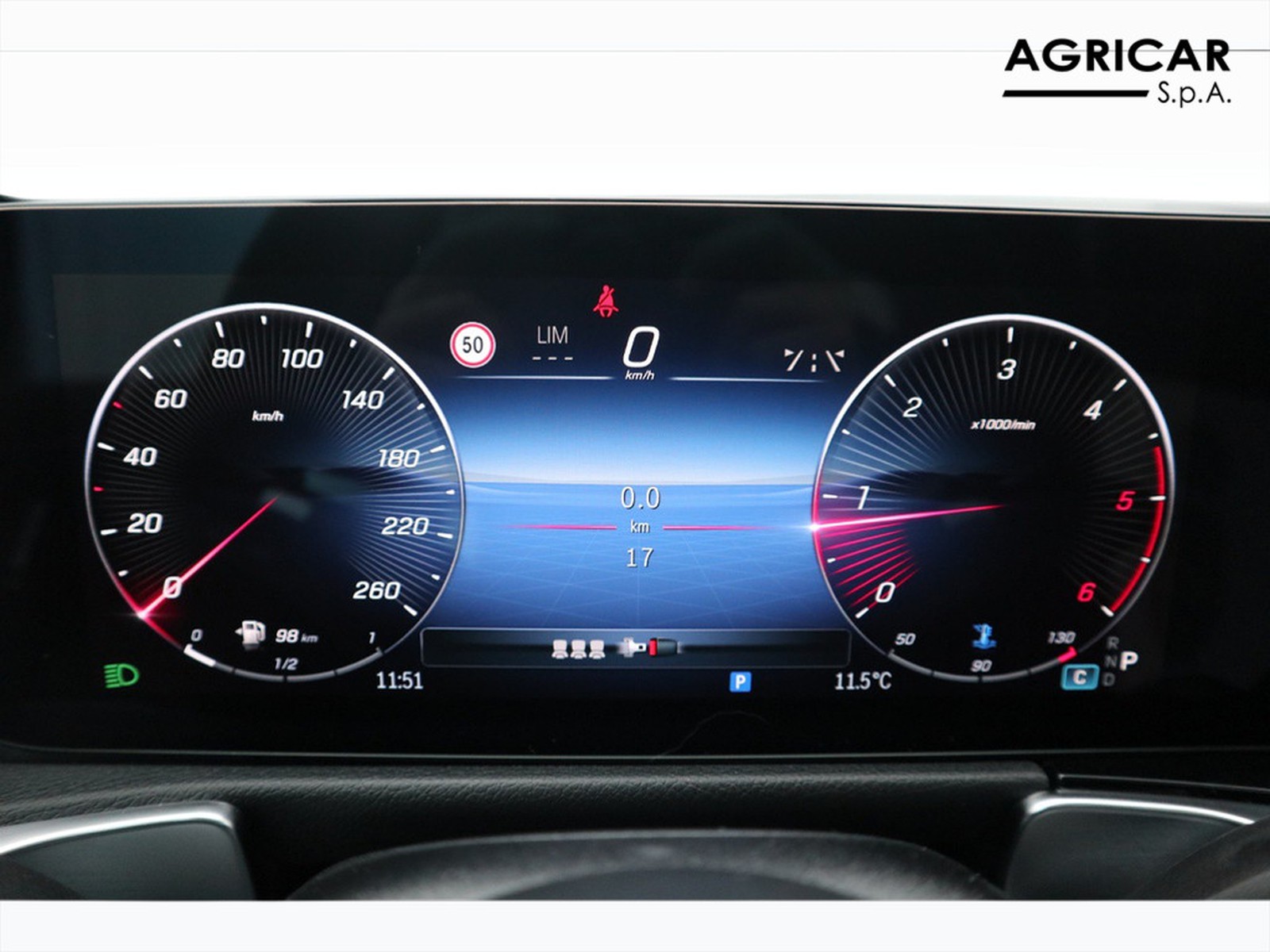 9 - Mercedes GLB 200 d amg line premium 4matic 8g-dct