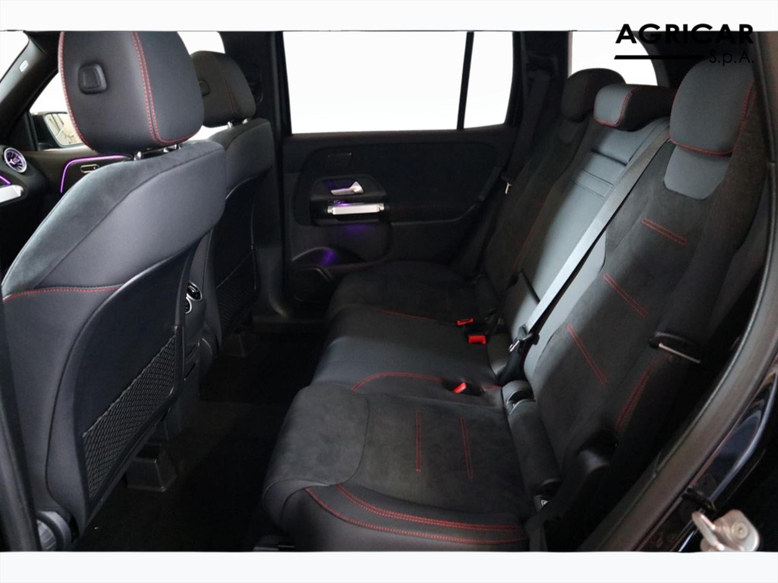 8 - Mercedes GLB 200 d amg line premium 4matic 8g-dct