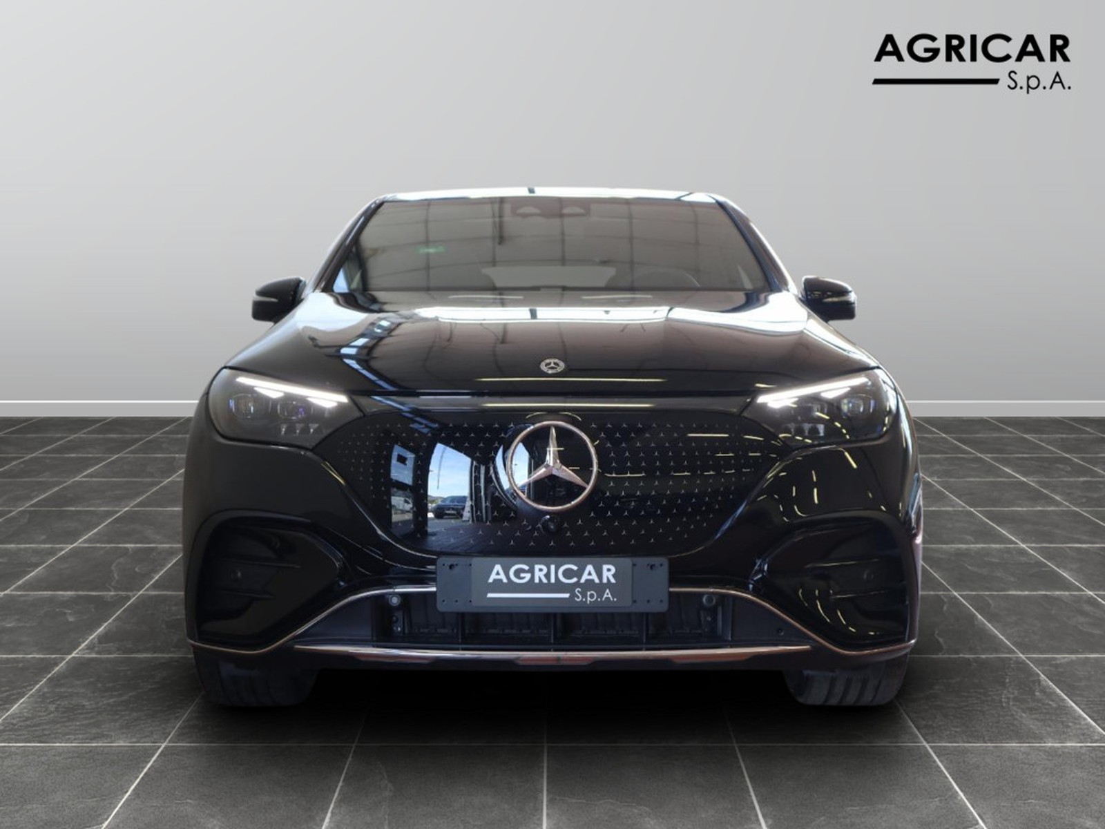 2 - Mercedes EQE suv 350+ amg line premium