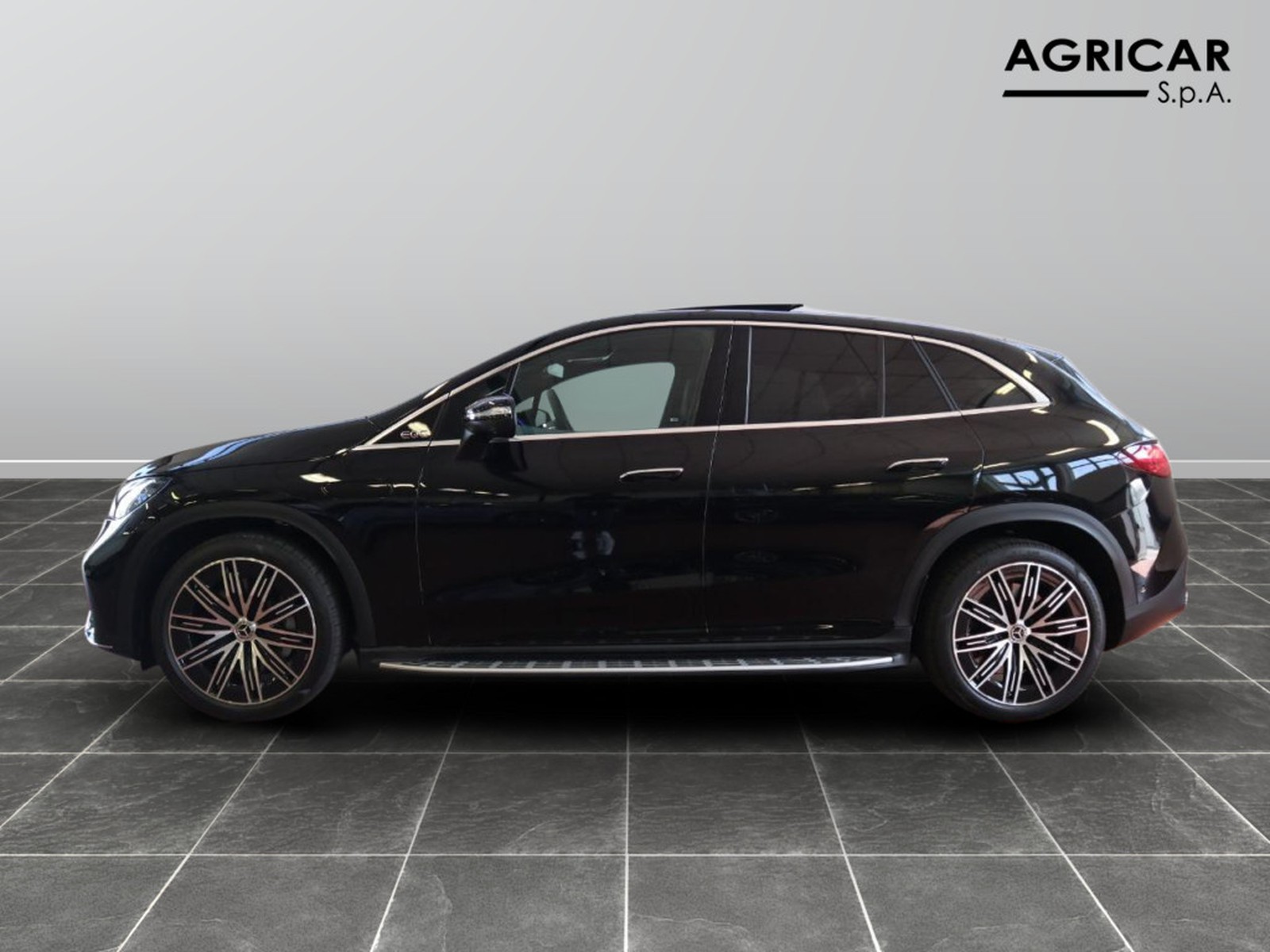 3 - Mercedes EQE suv 350+ amg line premium