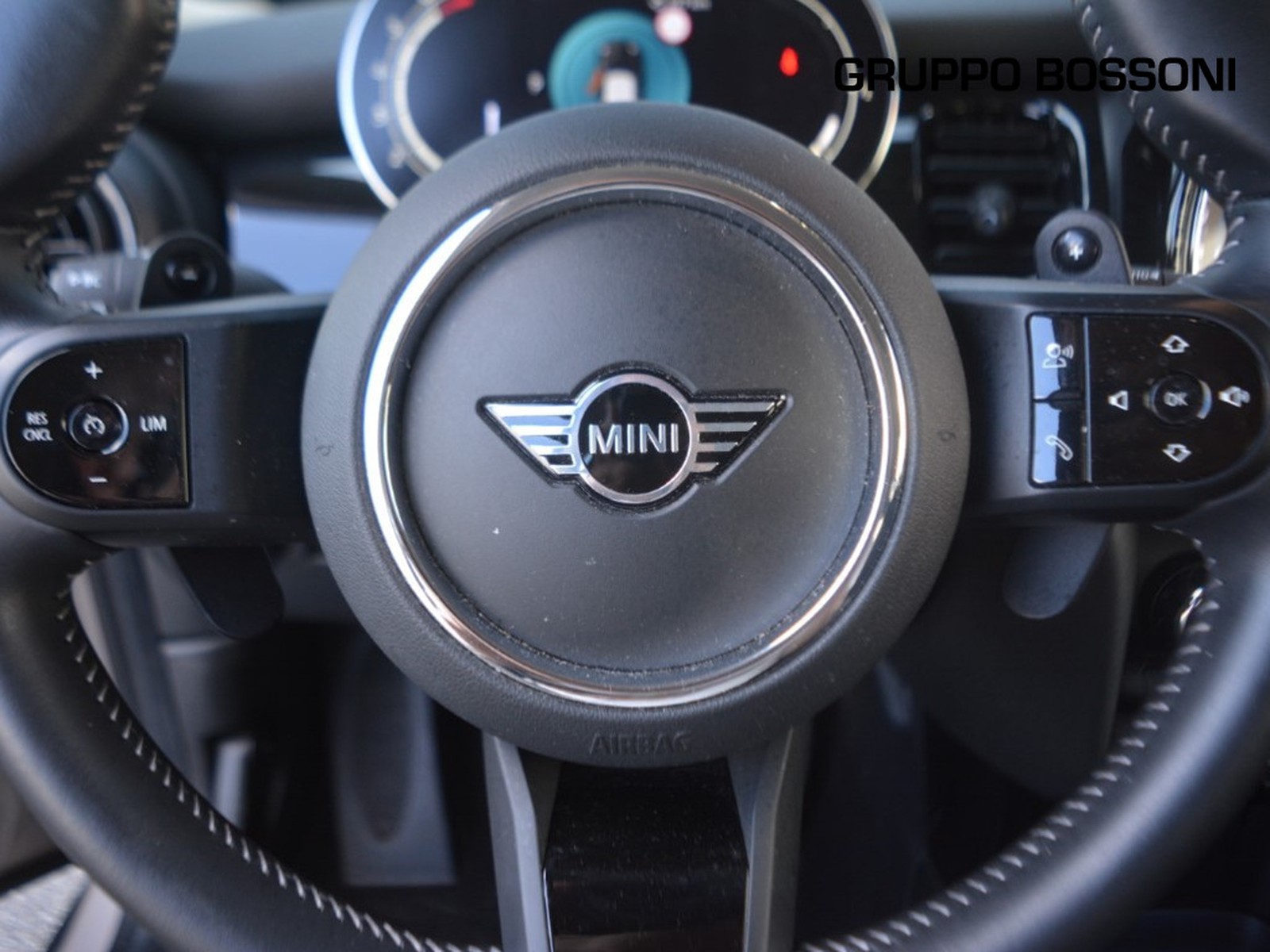 16 - Mini Cooper S 3 porte 2.0 twin power turbo resolute