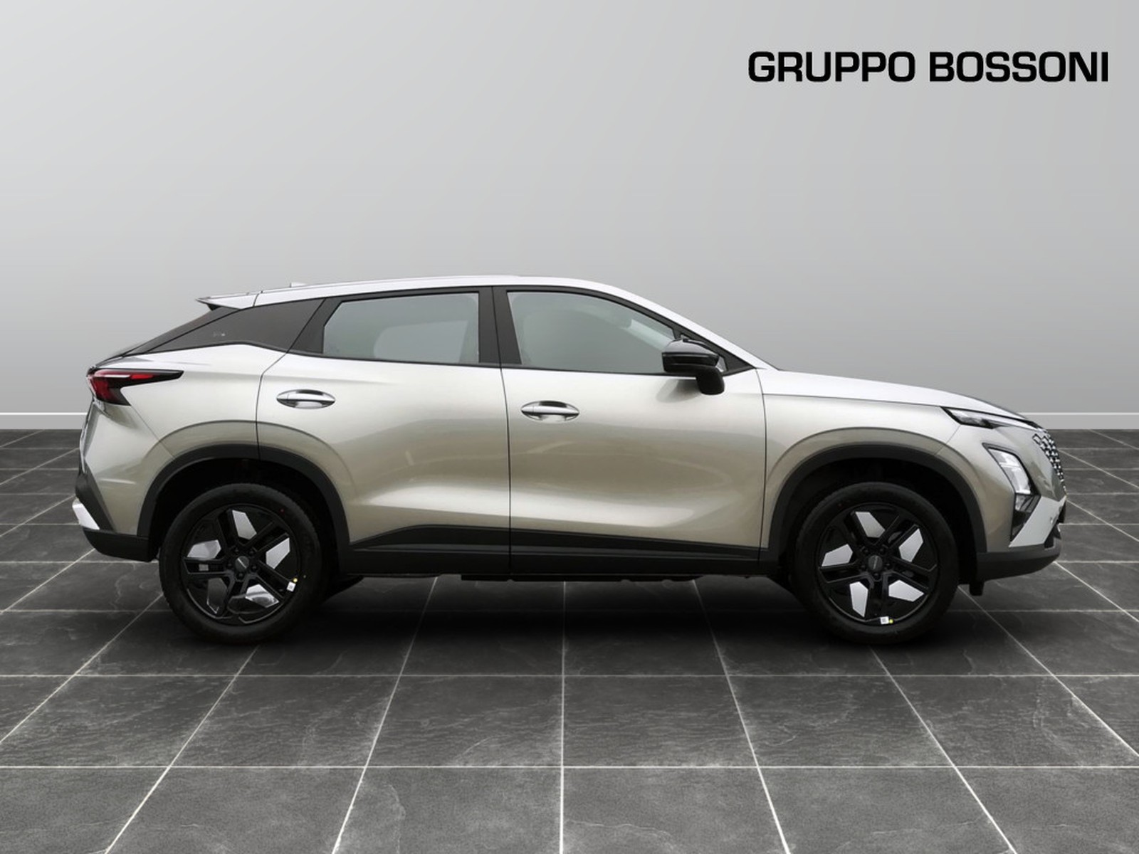 4 - Omoda 5 1.6 tgdi pure 7dct