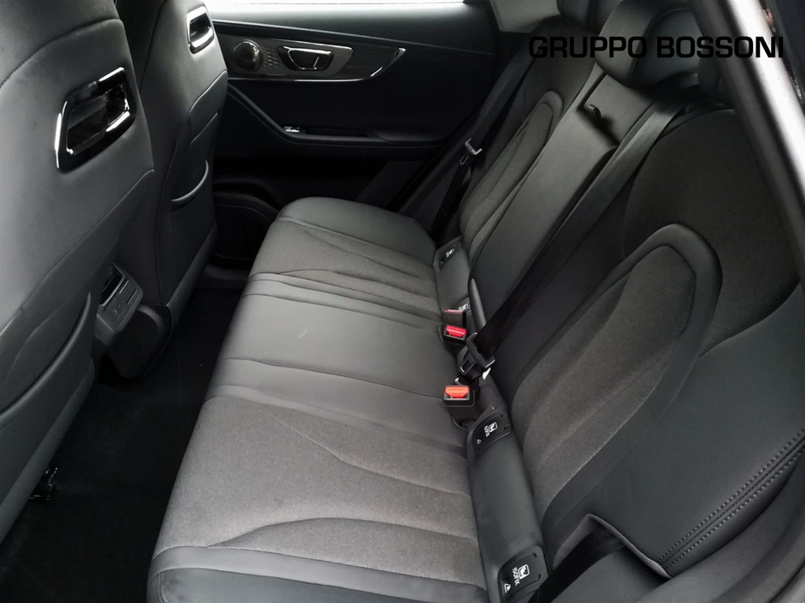 12 - Omoda 5 1.6 tgdi pure 7dct