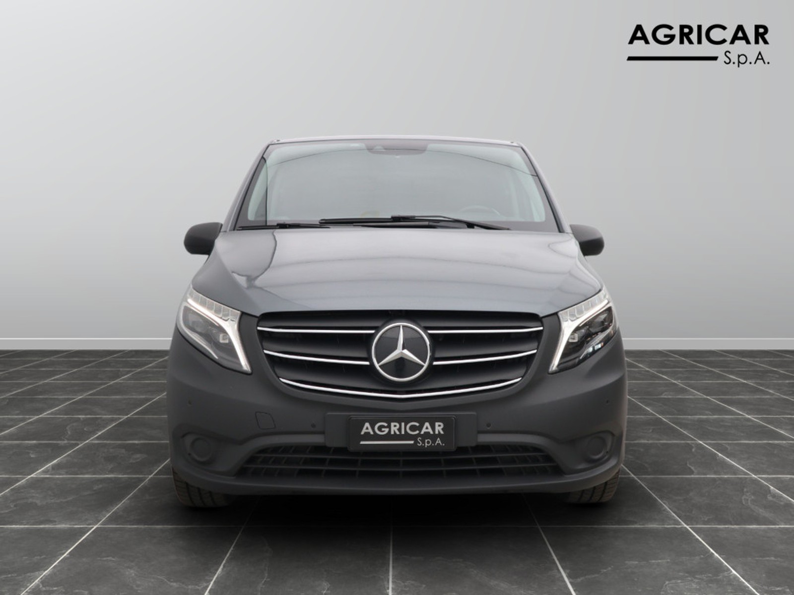 2 - Mercedes Vans Vito 119 cdi long auto my20