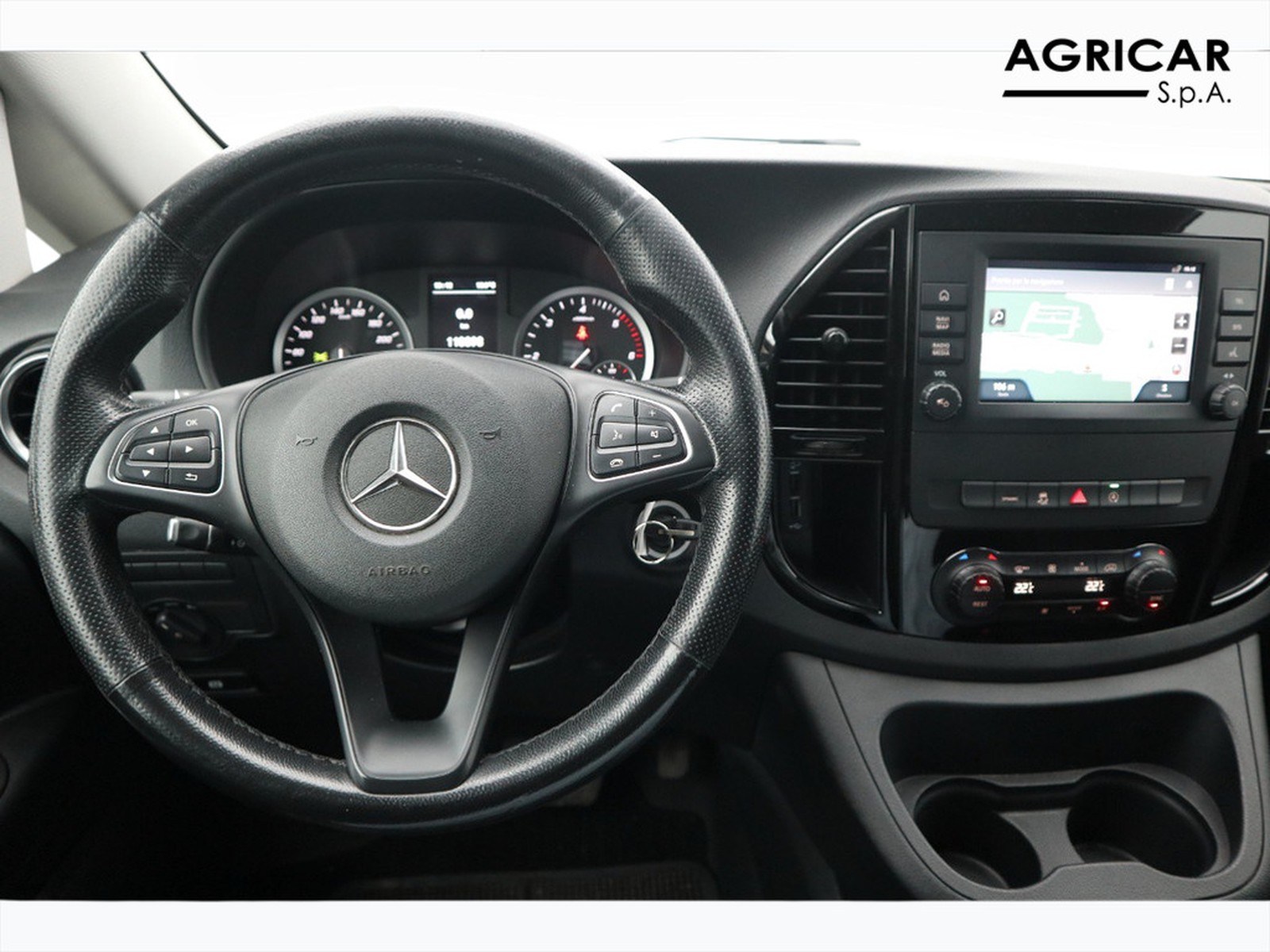 11 - Mercedes Vans Vito 119 cdi long auto my20