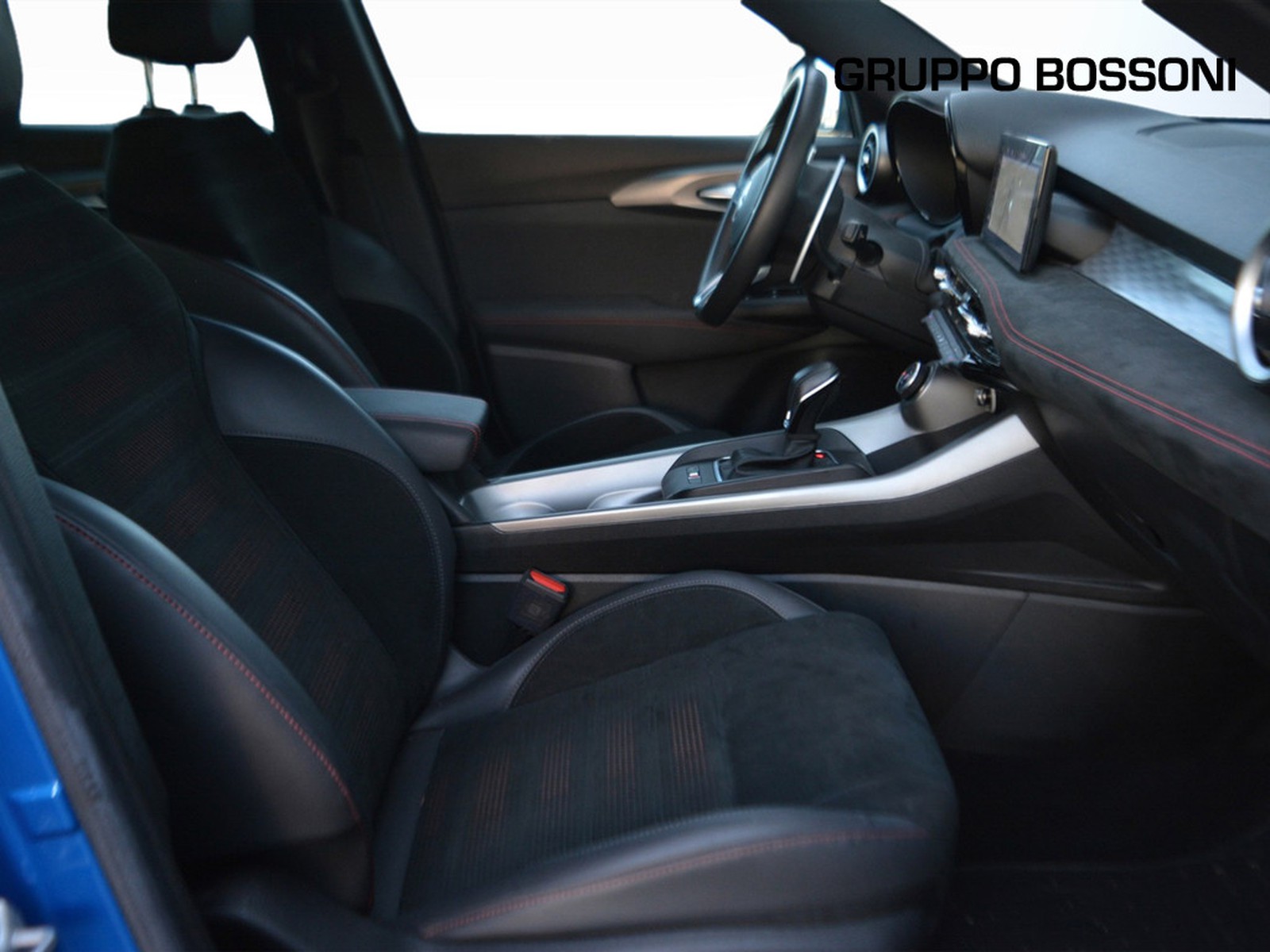 5 - Alfa Romeo Tonale 1.5 hybrid 160cv veloce tct7