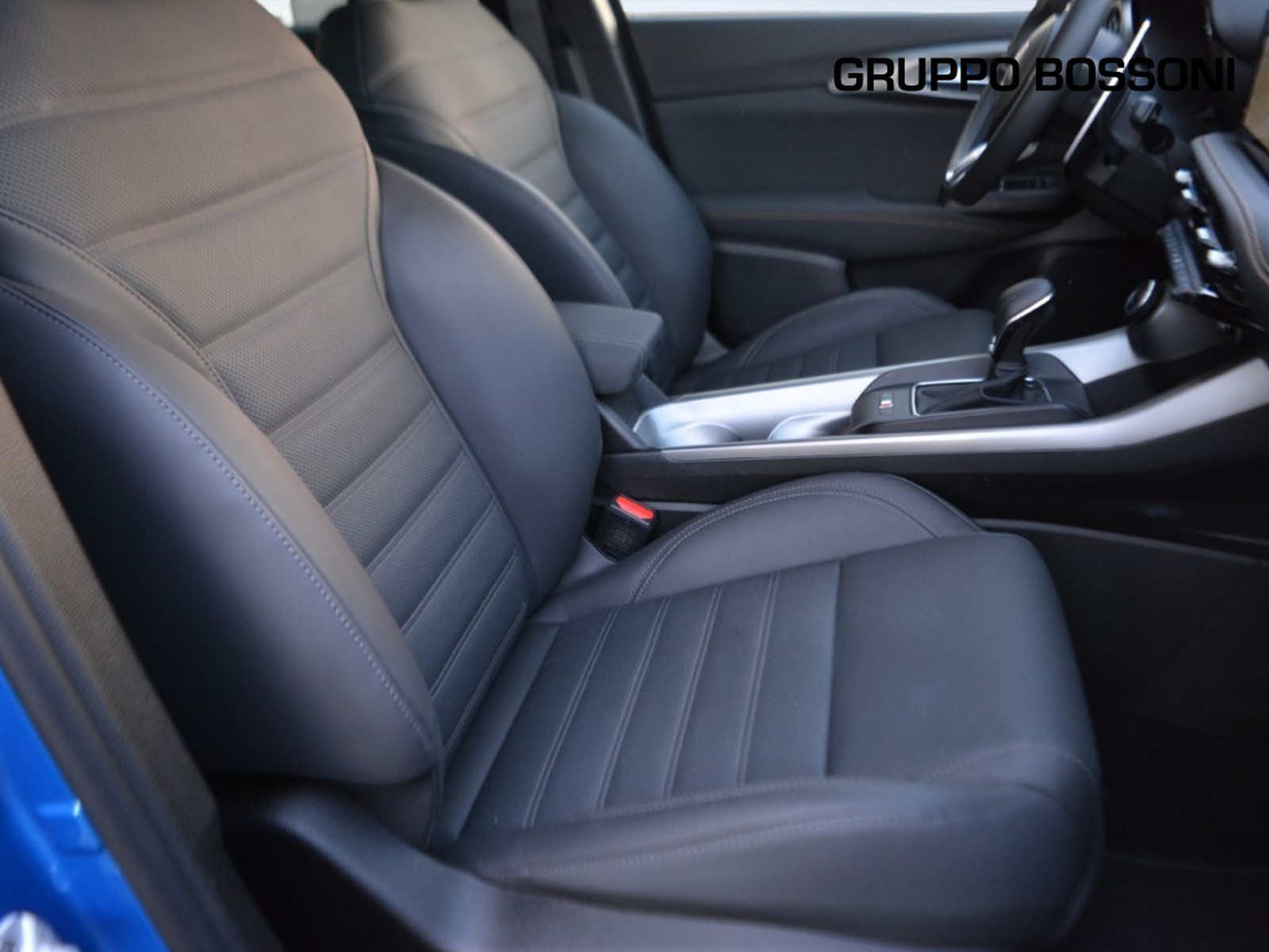 5 - Alfa Romeo Tonale 1.5 hybrid 160cv veloce tct7