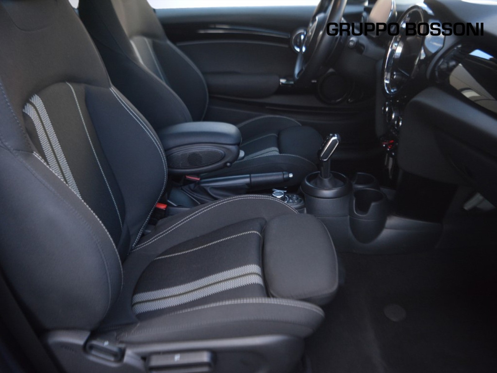 5 - Mini Cooper S 3 porte 2.0 twin power turbo resolute