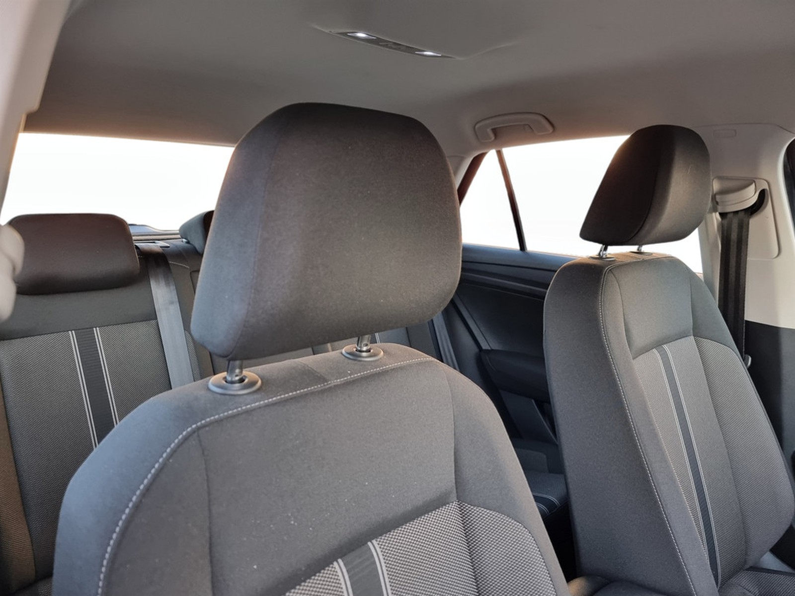 21 - Volkswagen T-Roc 1.0 tsi 110cv style