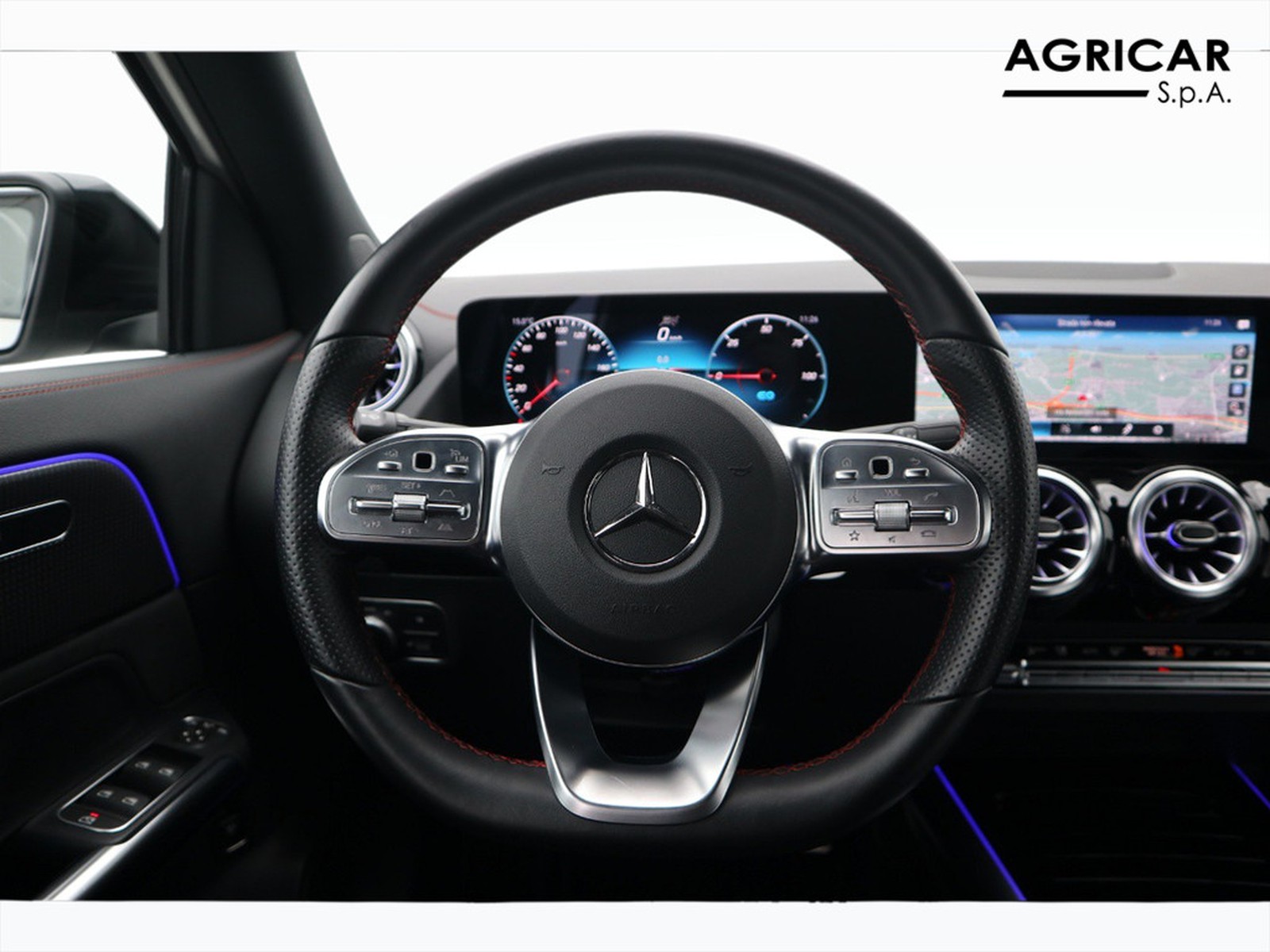 17 - Mercedes EQA 250 premium