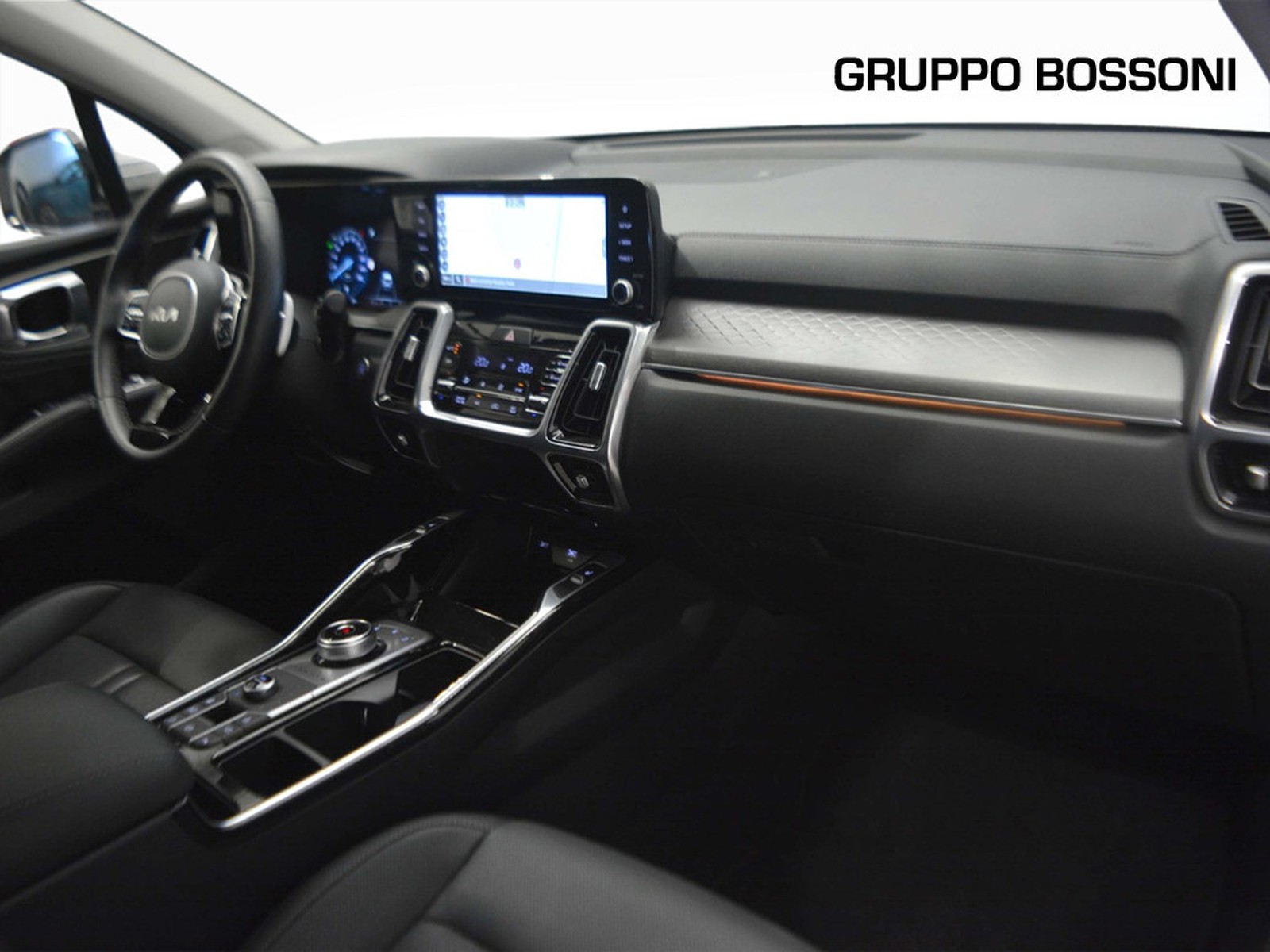 8 - Kia Sorento 1.6 t-gdi phev style awd at6