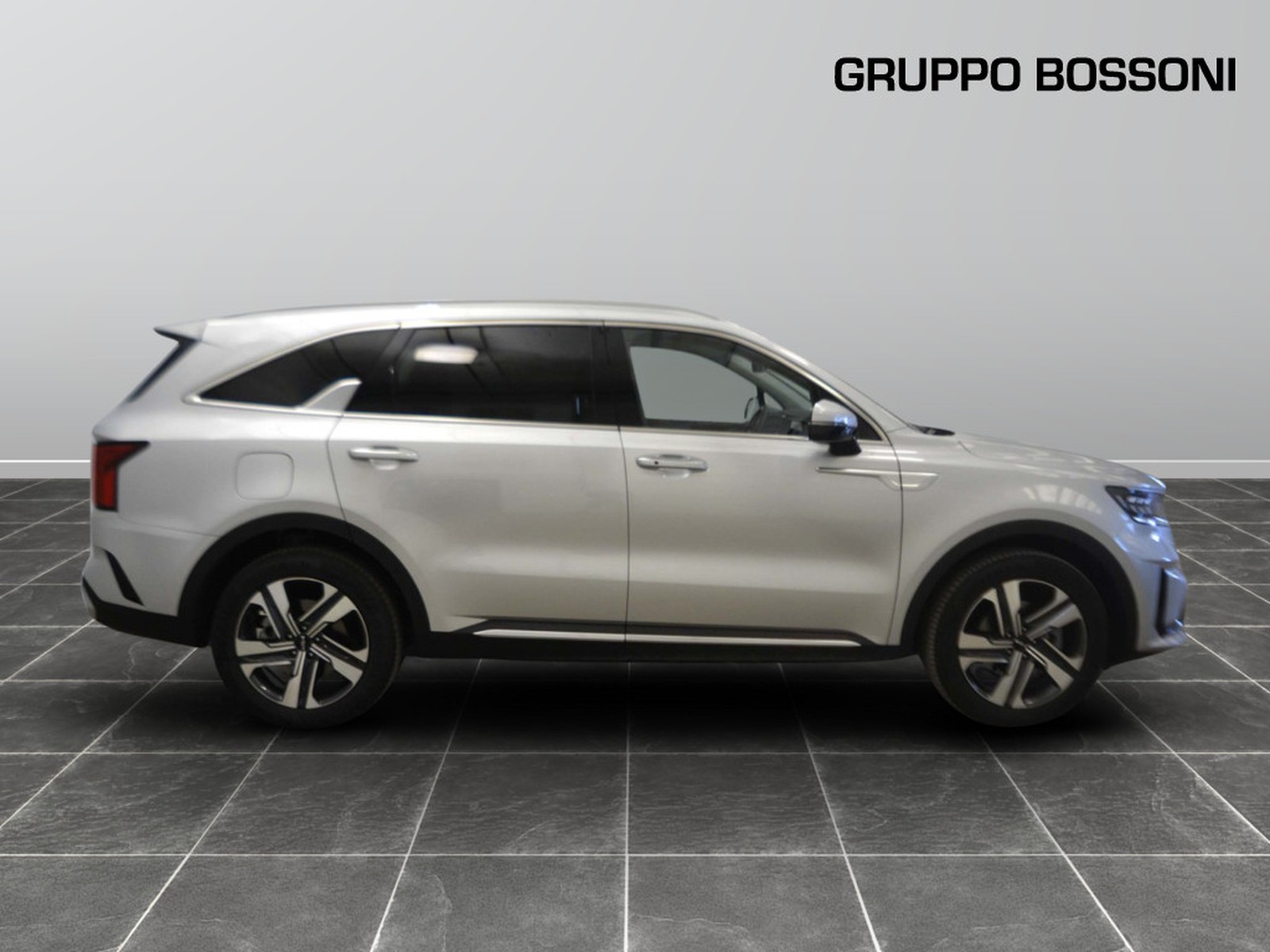 27 - Kia Sorento 1.6 t-gdi phev style awd at6