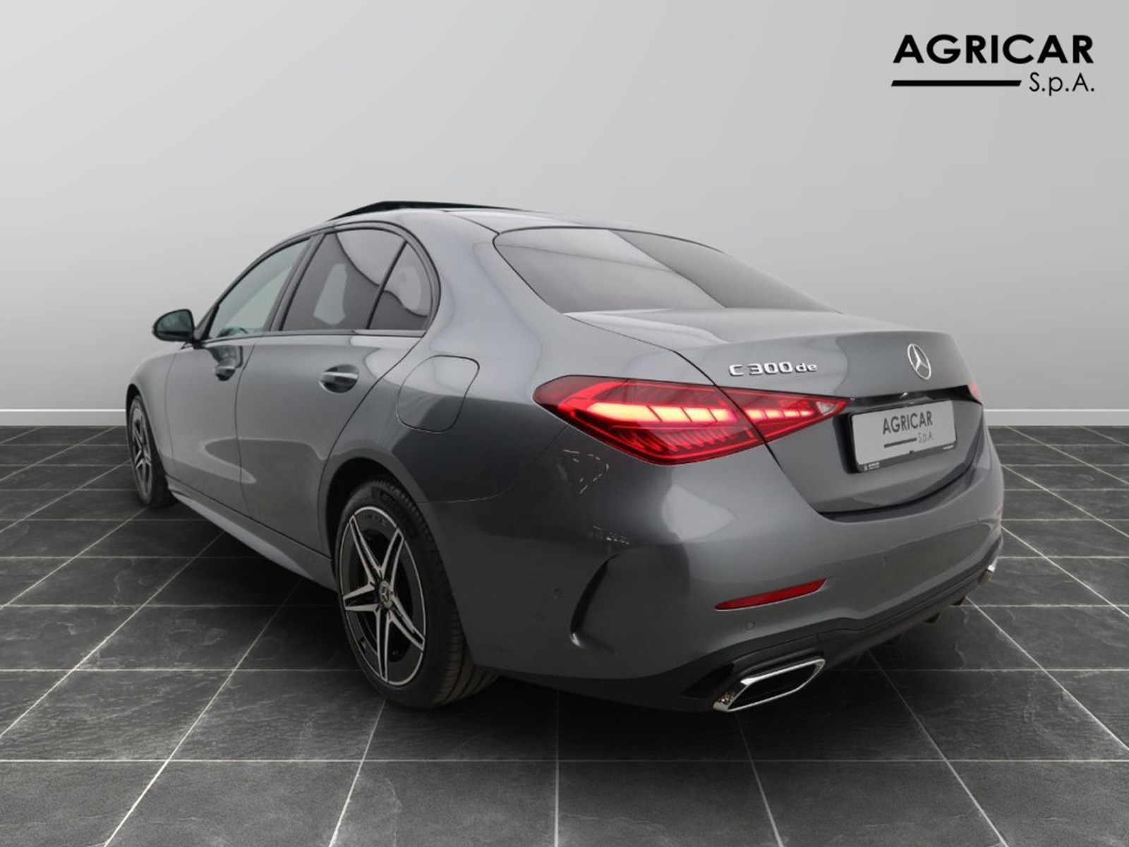 6 - Mercedes Classe C berlina 300 de plug in hybrid amg line advanced 9g-tronic