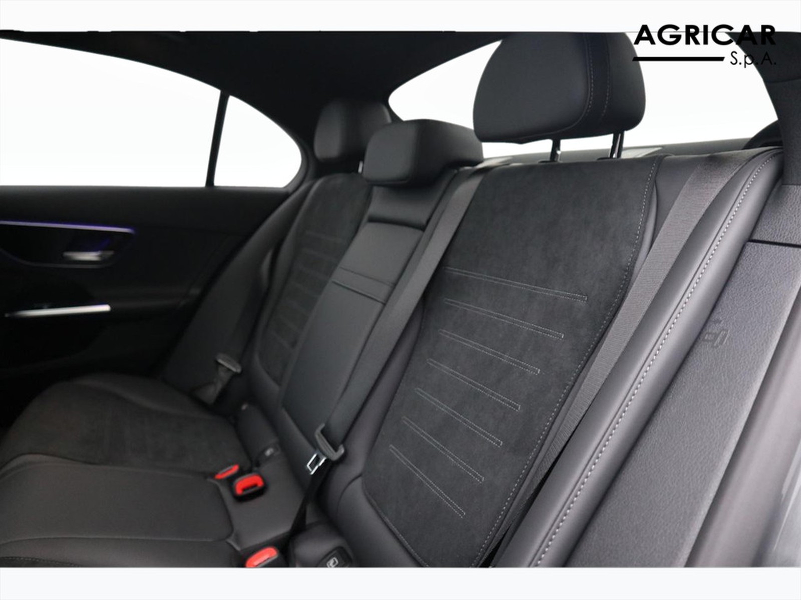 8 - Mercedes Classe C berlina 300 de plug in hybrid amg line advanced 9g-tronic