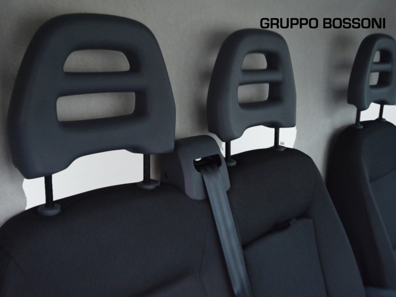 6 - Fiat Professional Ducato e 35 lh2 122cv 47kwh