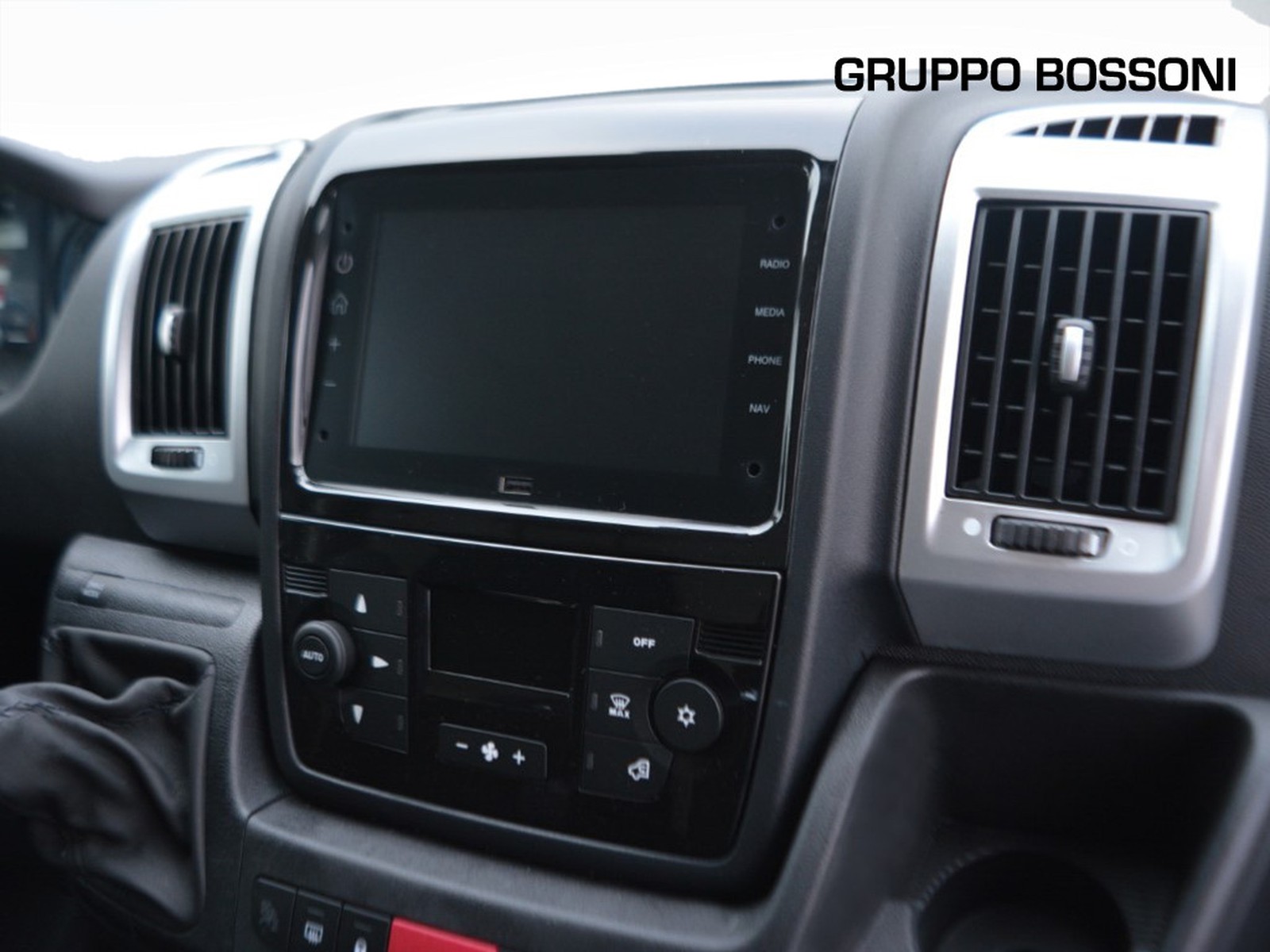 10 - Fiat Professional Ducato e 35 lh2 122cv 47kwh