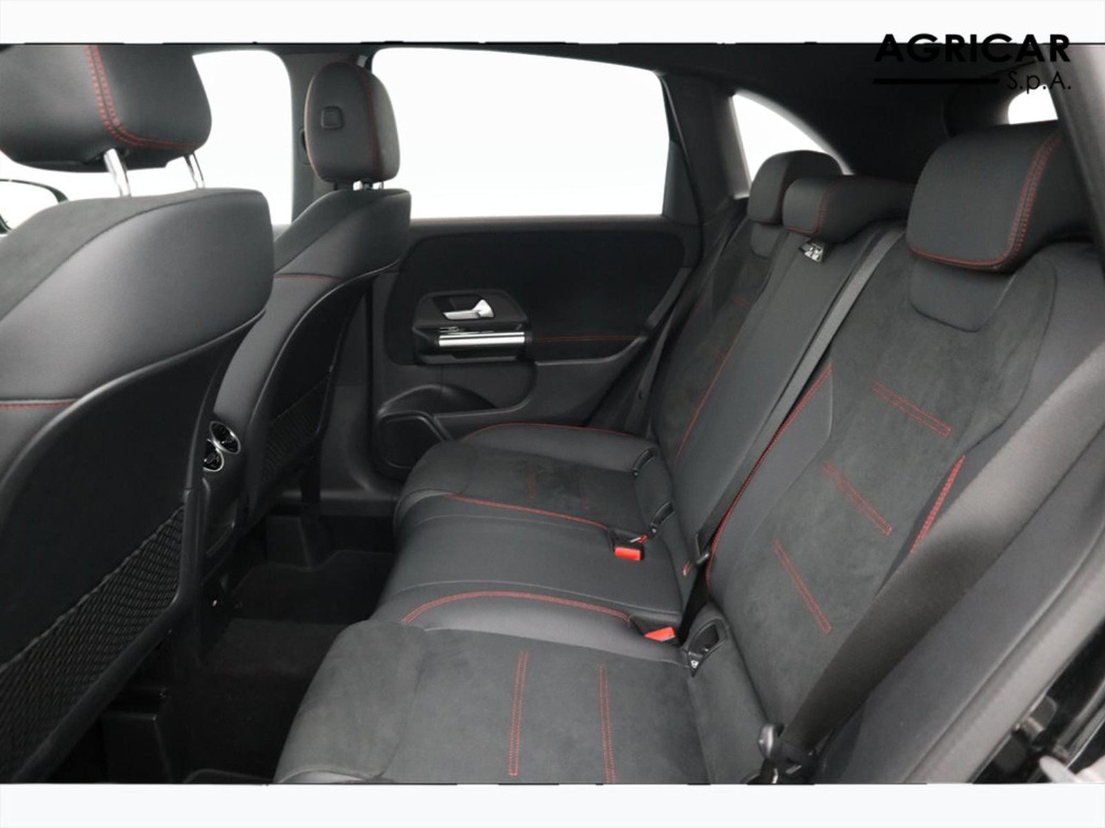 8 - Mercedes Classe B 250 e plug-in-hybrid amg line advanced plus speedshift dct amg 8g