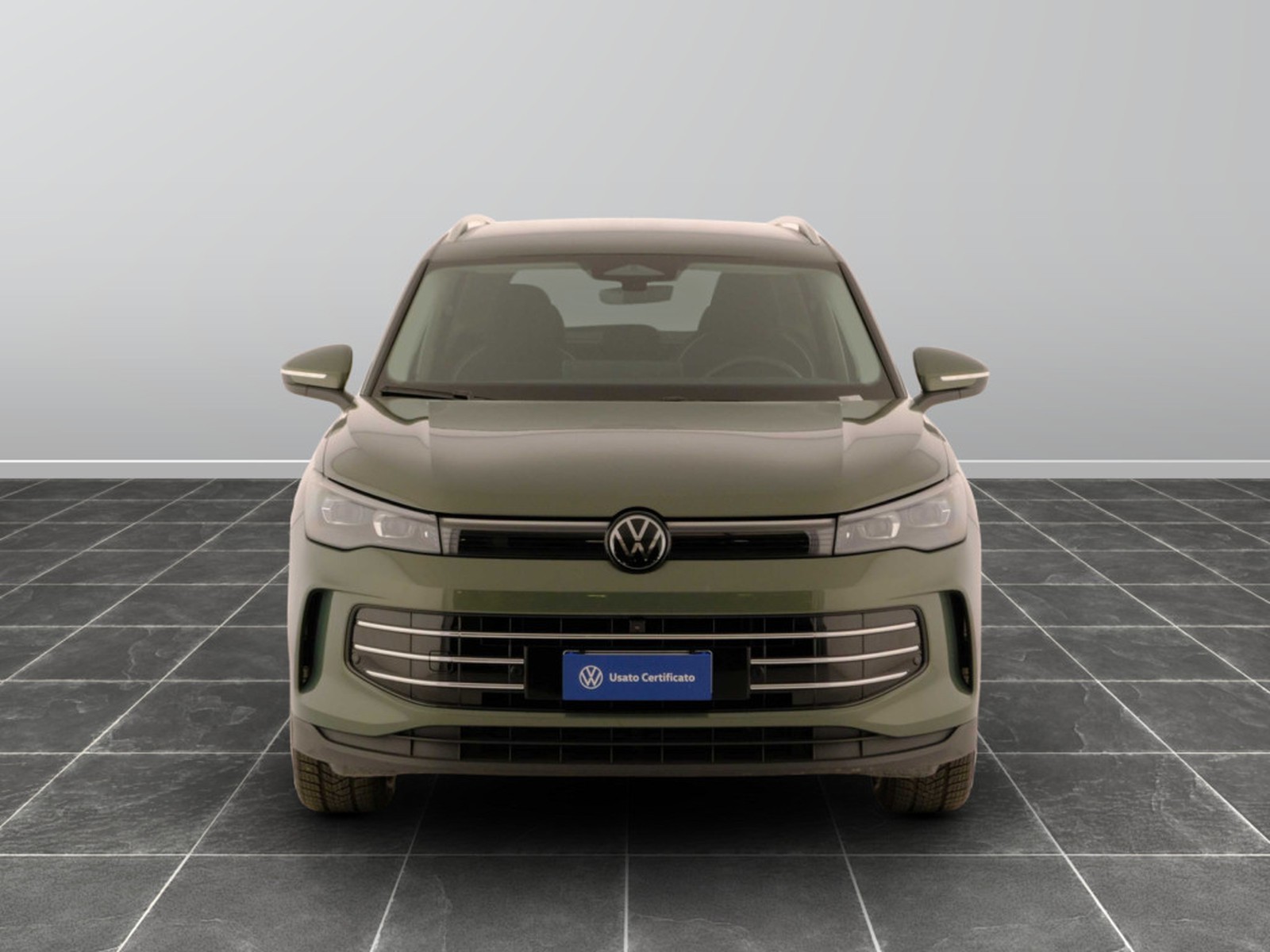 4 - Volkswagen Tiguan 1.5 etsi act 150cv elegance dsg