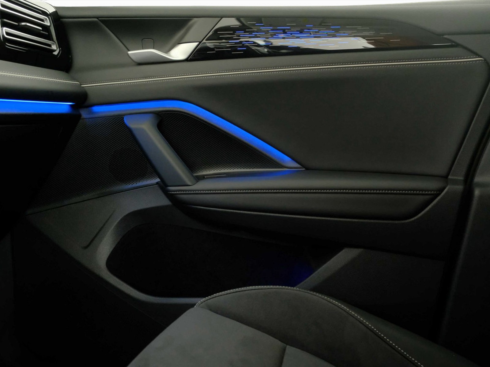 33 - Volkswagen Tiguan 1.5 etsi act 150cv elegance dsg