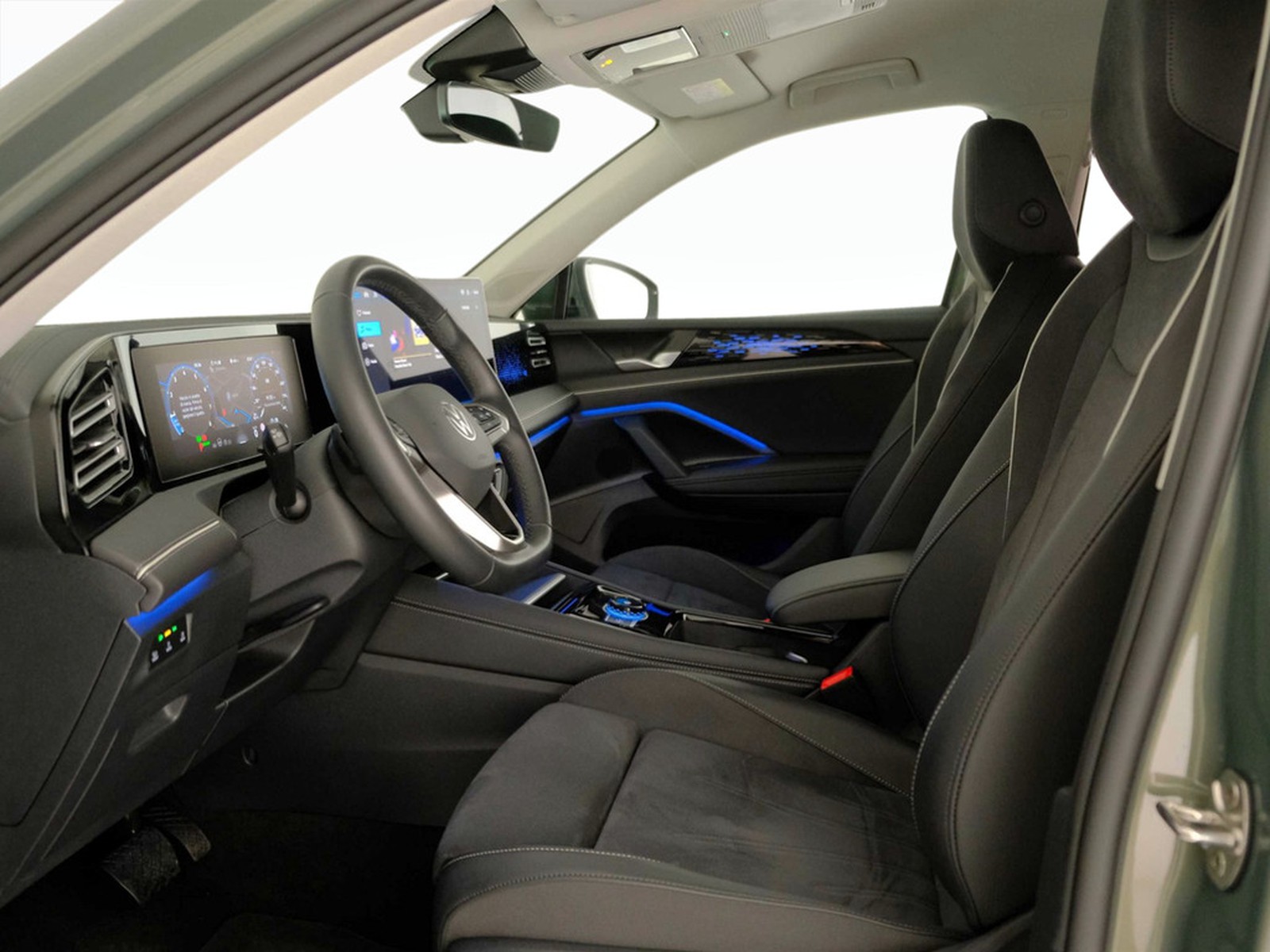 34 - Volkswagen Tiguan 1.5 etsi act 150cv elegance dsg