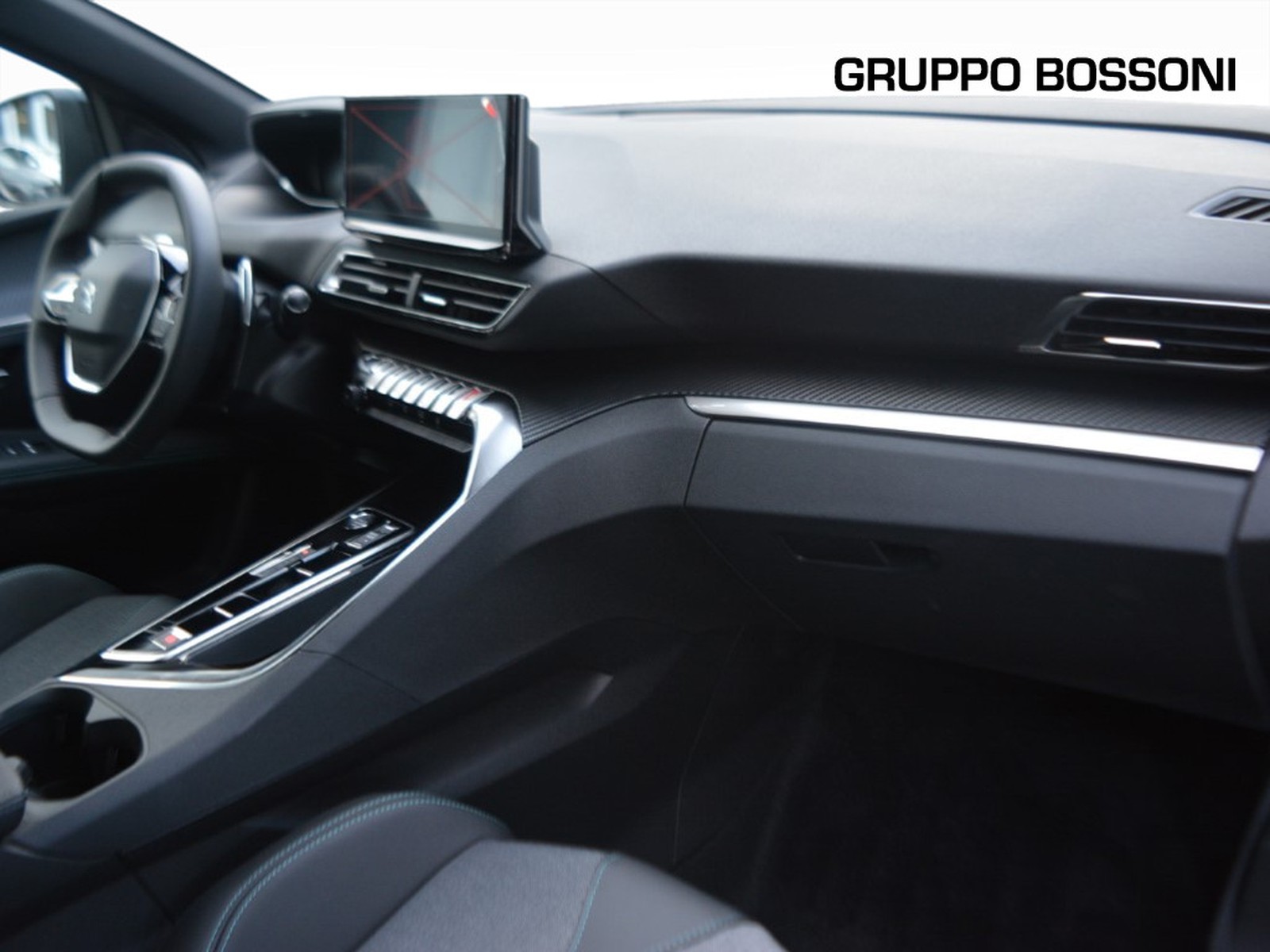 8 - Peugeot 3008 1.6 hybrid phev 180cv allure pack e-eat8