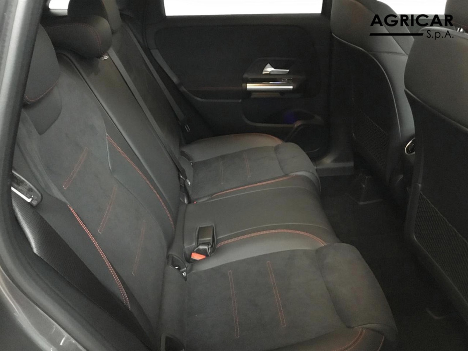 10 - Mercedes Classe B 250 e plug-in-hybrid amg line advanced plus speedshift dct amg 8g