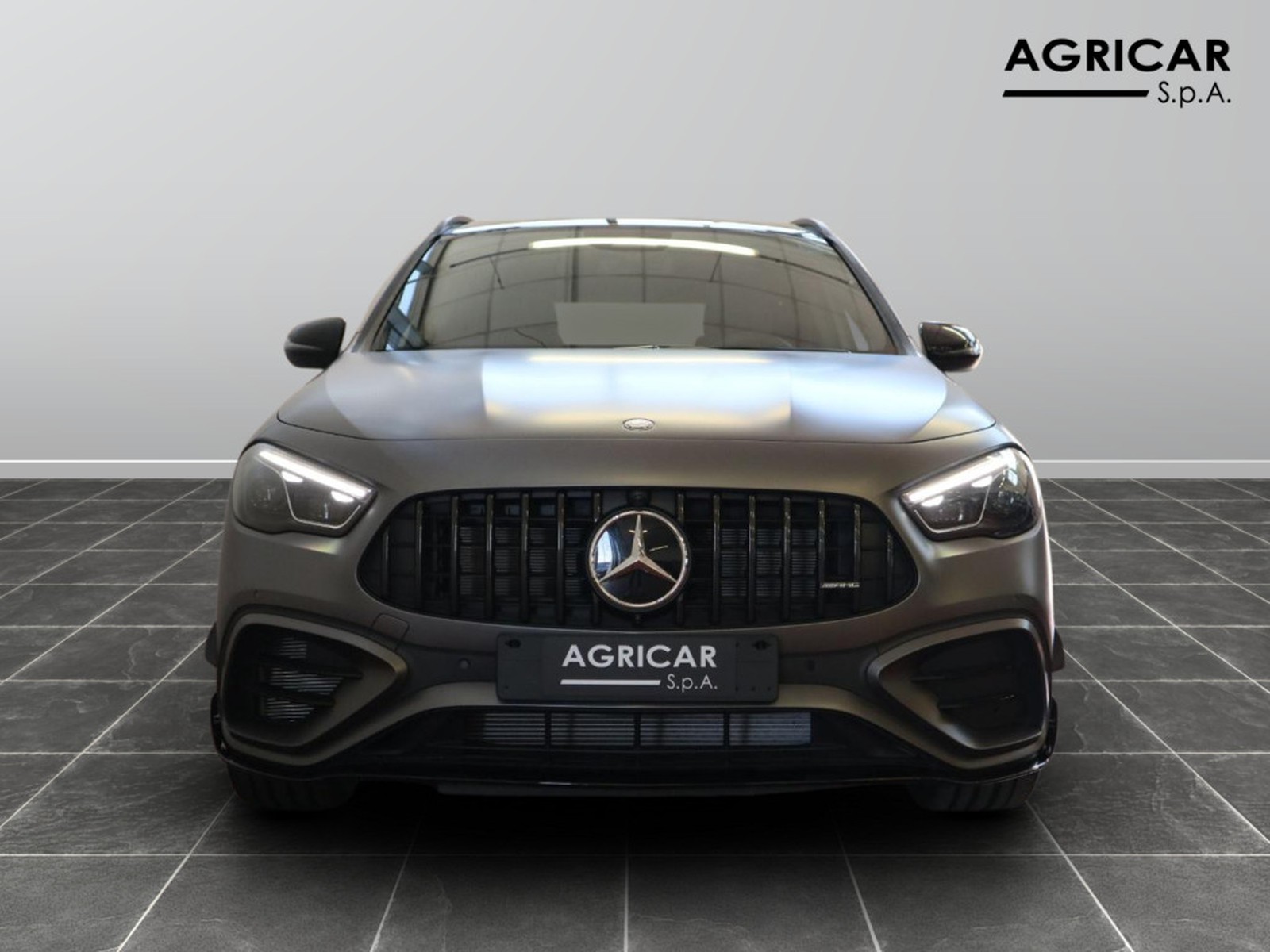 2 - AMG GLA amg 45  s amg line premium 4matic+ 8g-dct