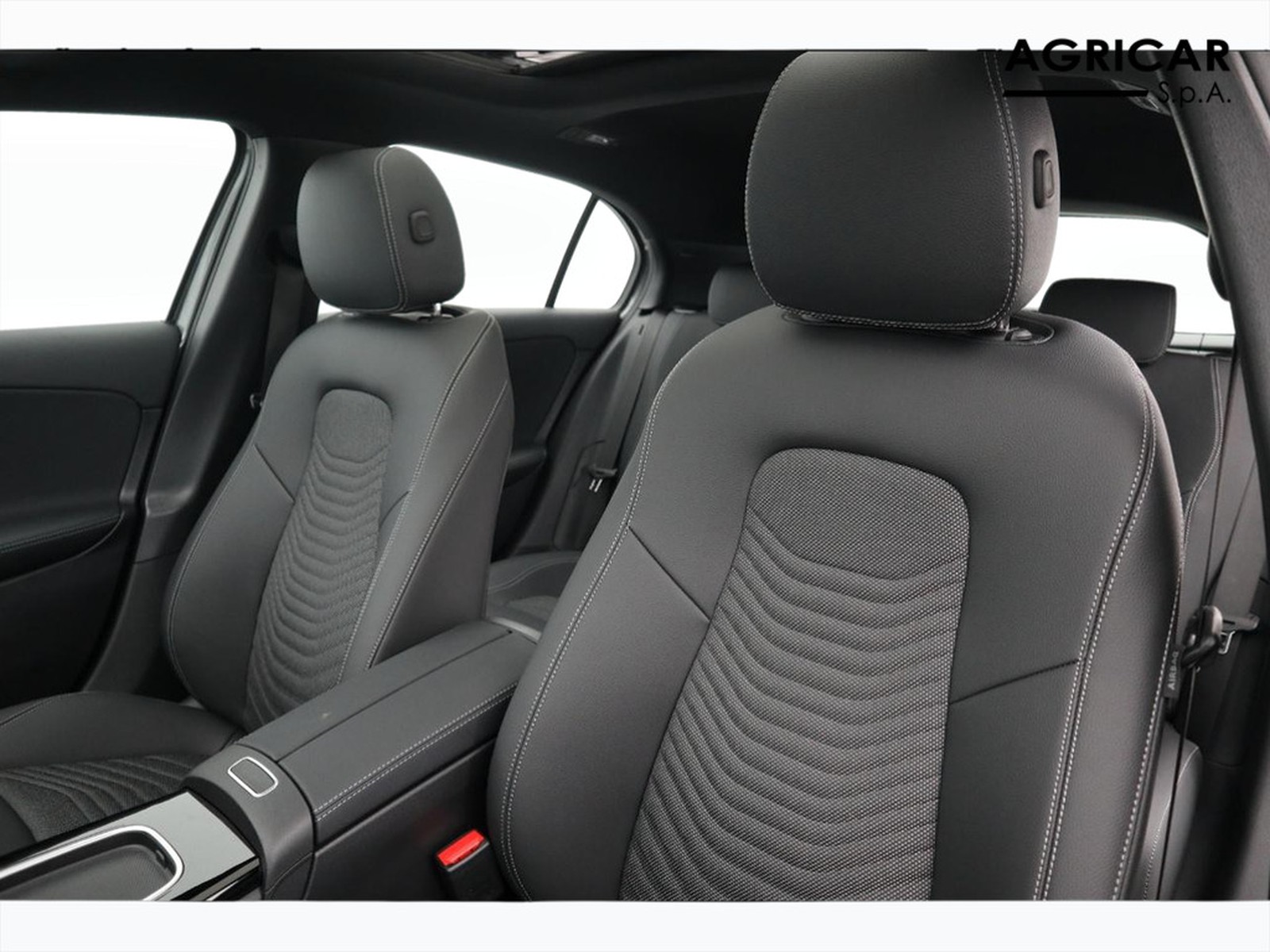 6 - Mercedes Classe A 250 e plug-in-hybrid progressive advanced plus speedshift dct amg 8g