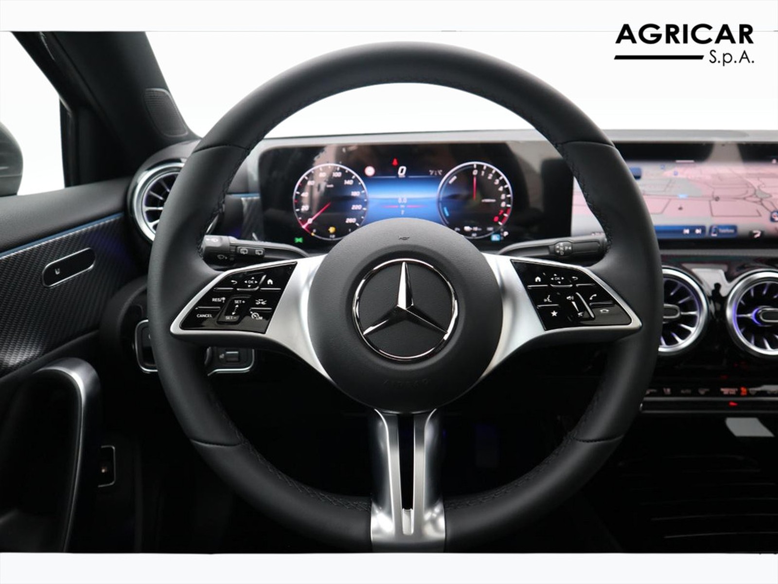 16 - Mercedes Classe A 250 e plug-in-hybrid progressive advanced plus speedshift dct amg 8g