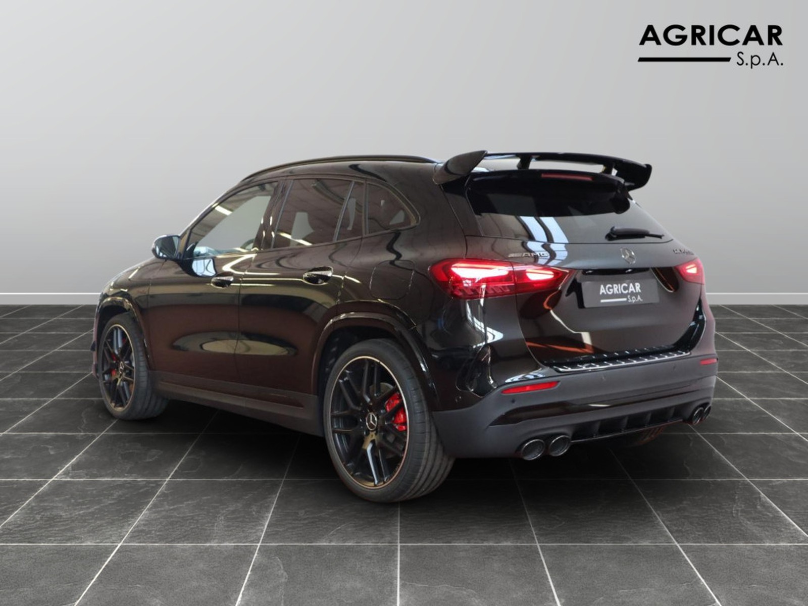 5 - AMG GLA amg 45 s 4matic+ speedshift dct amg 8g