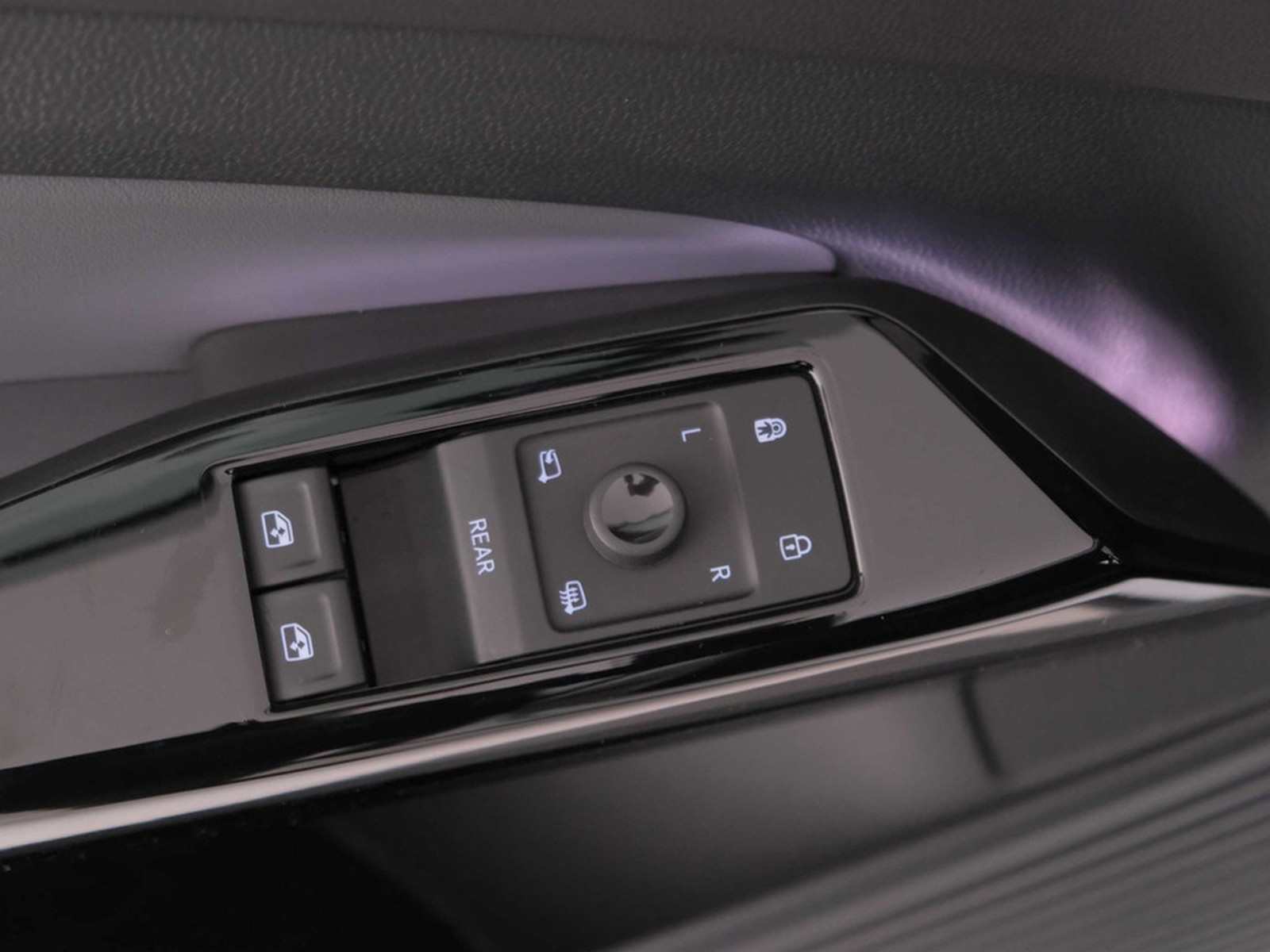 26 - Volkswagen ID.4 77 kwh pro performance