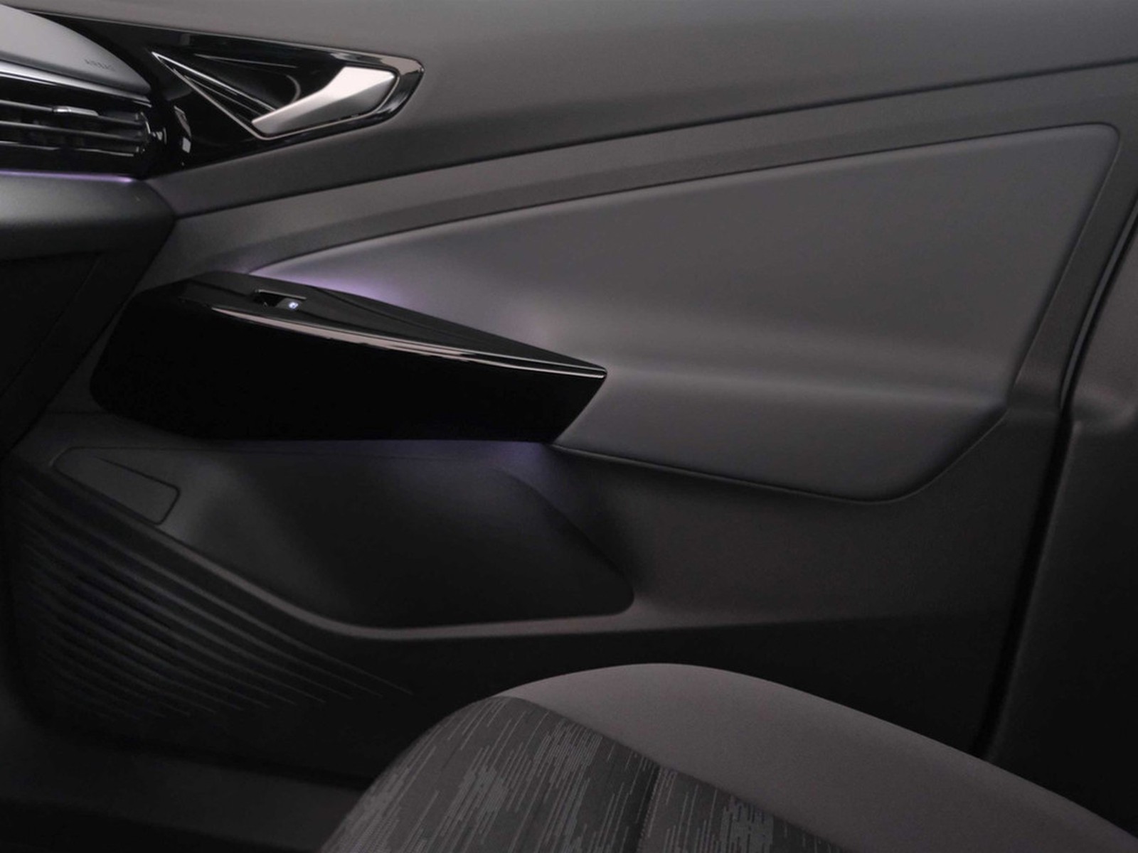 29 - Volkswagen ID.4 77 kwh pro performance