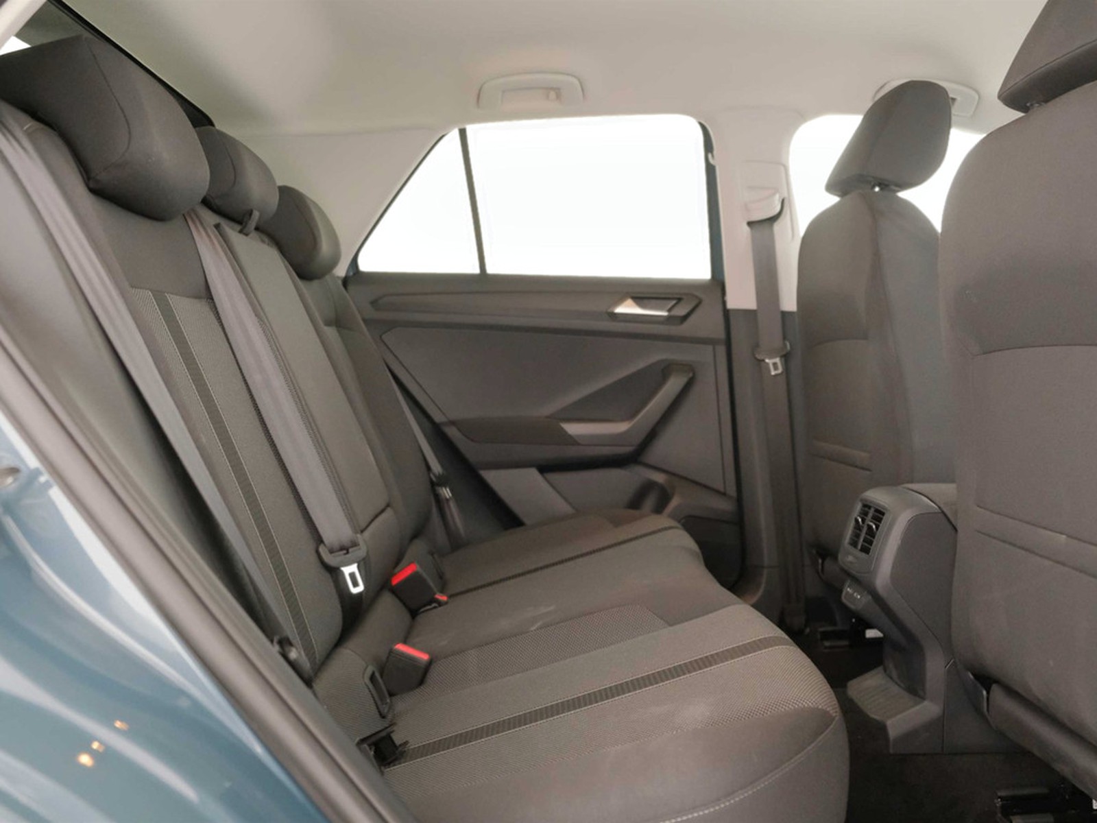 9 - Volkswagen T-Roc 1.5 tsi act edition plus dsg