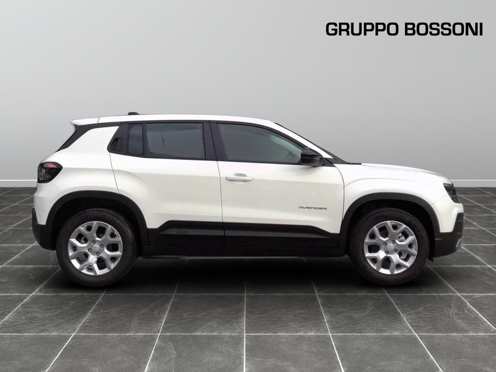 4 - Jeep Avenger 1.2 turbo 100cv altitude fwd