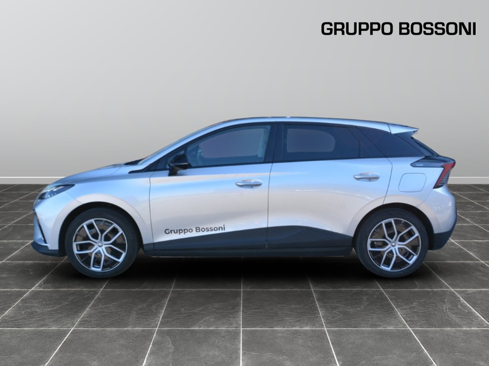 24 - Mg MG4 luxury64