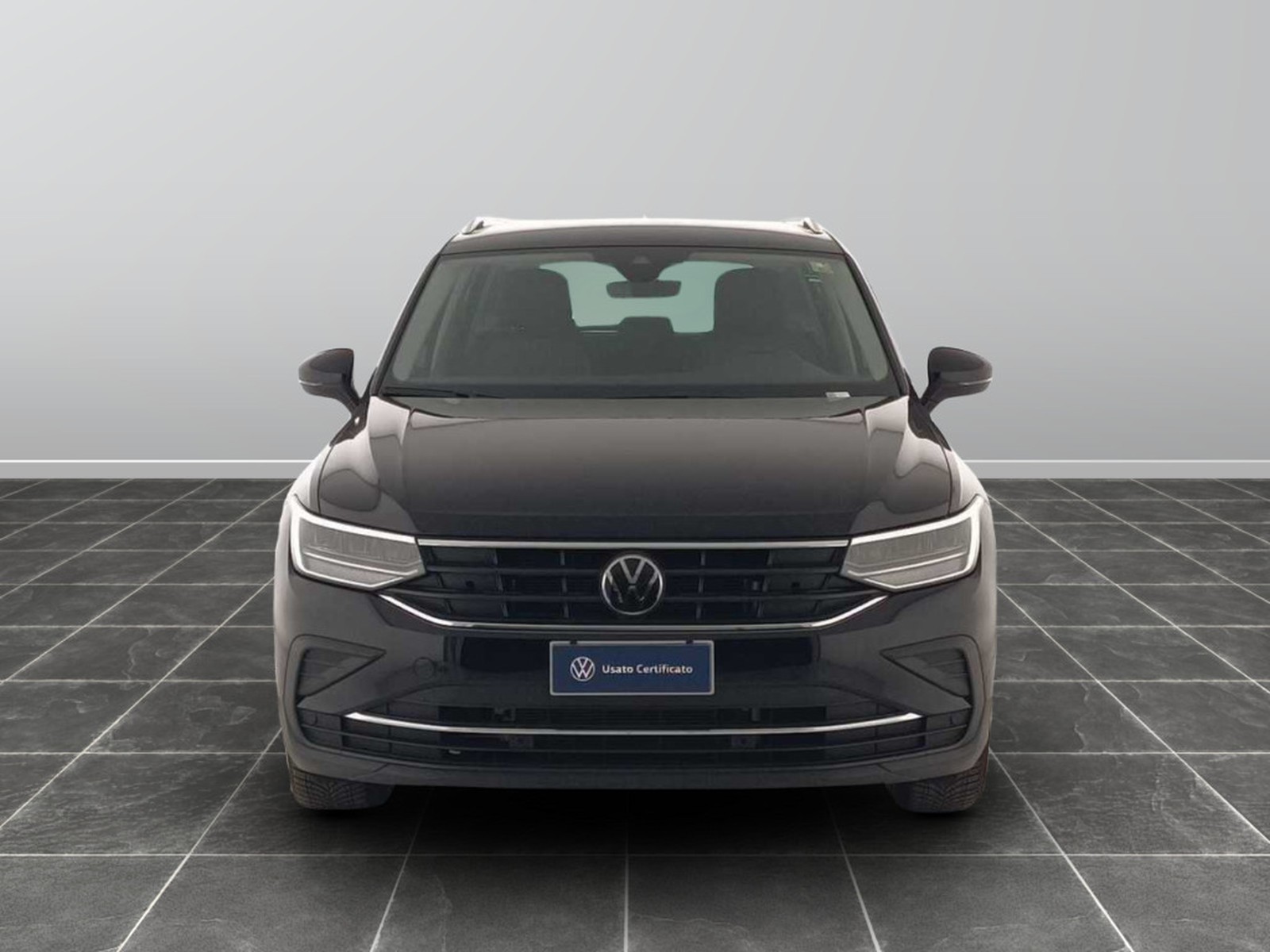 4 - Volkswagen Tiguan 2.0 tdi scr 150cv life dsg