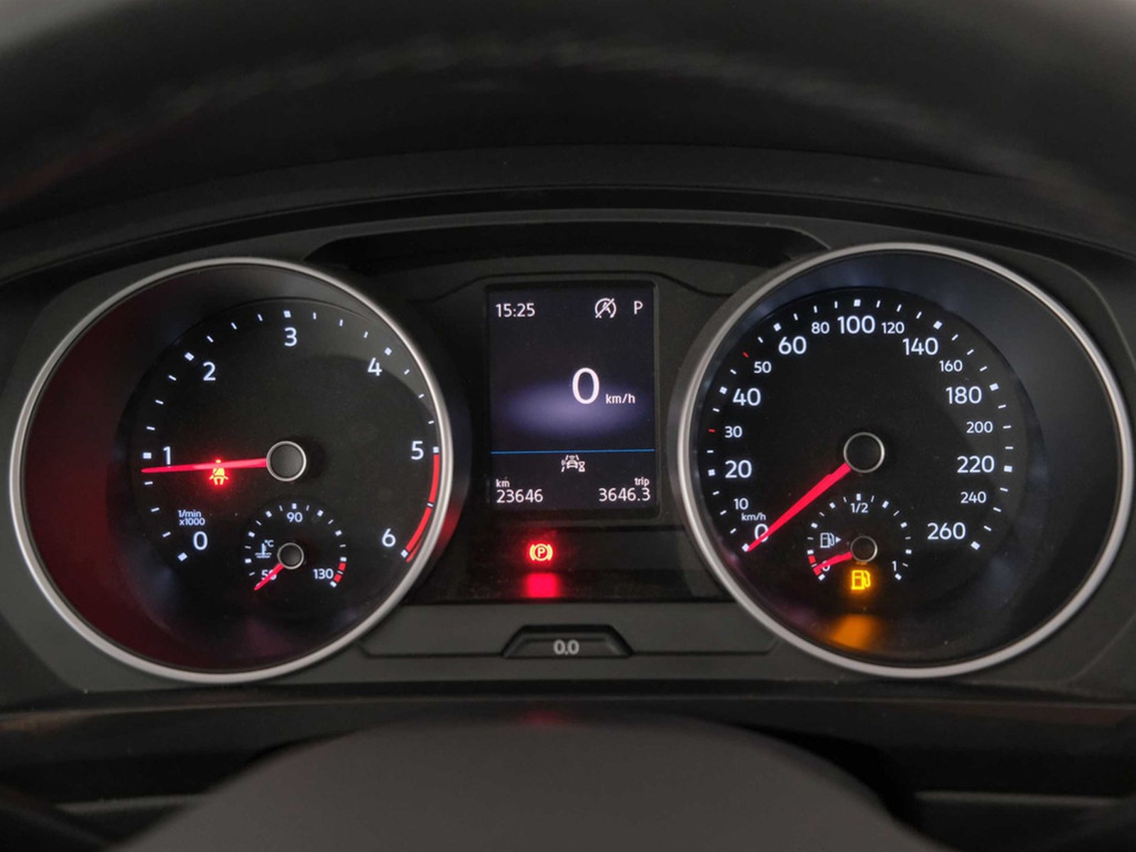 17 - Volkswagen Tiguan 2.0 tdi scr 150cv life dsg