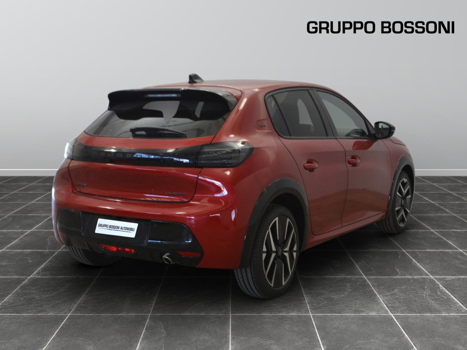 3 - Peugeot 208 1.2 hybrid 48v 110cv gt e-dcs6