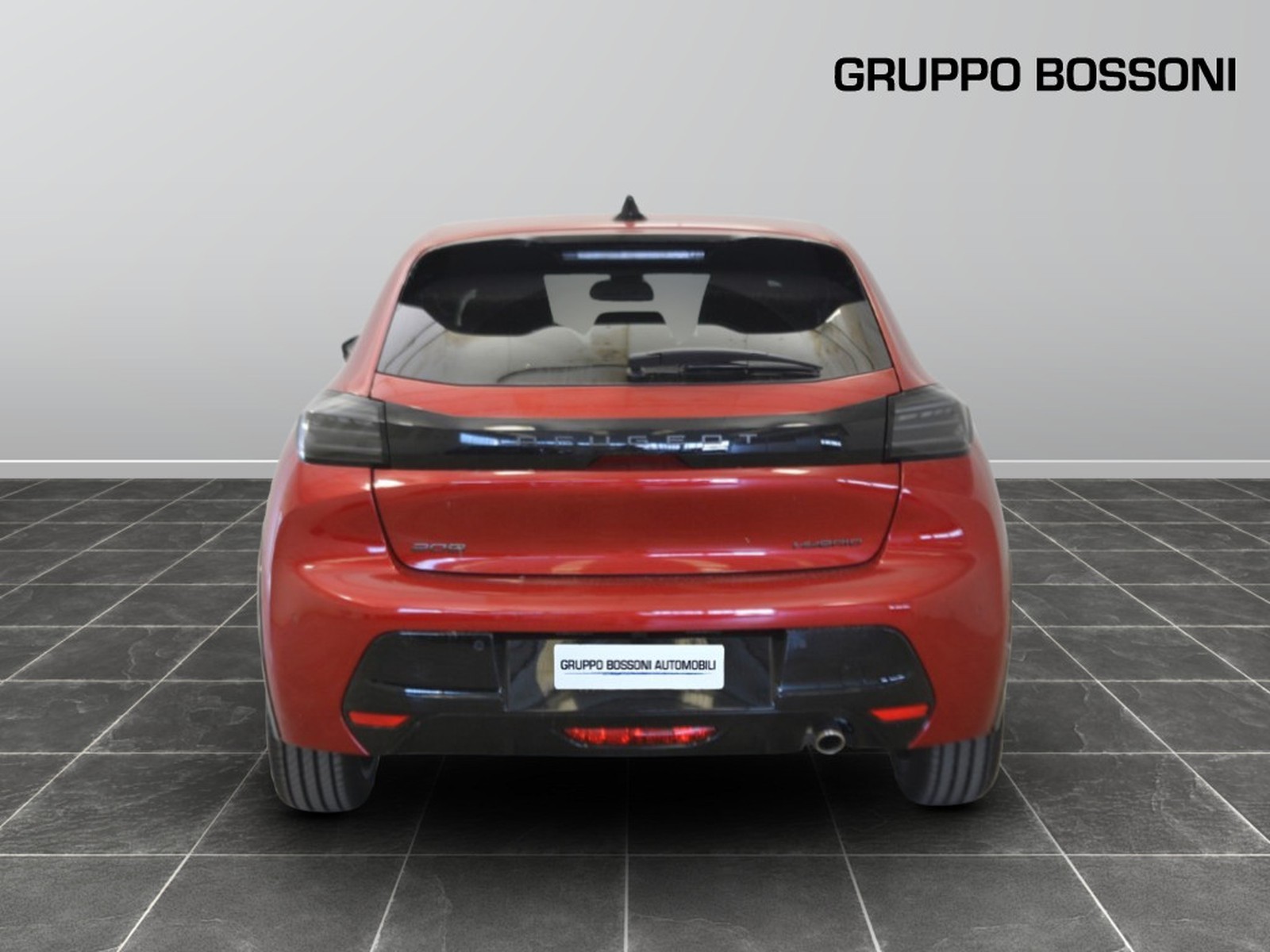 4 - Peugeot 208 1.2 hybrid 48v 110cv gt e-dcs6