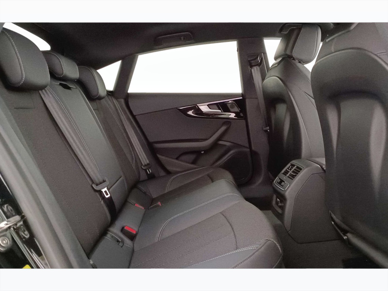 39 - Audi A5 sportback 40 2.0 tdi mhev 204cv s line edition quattro s tronic