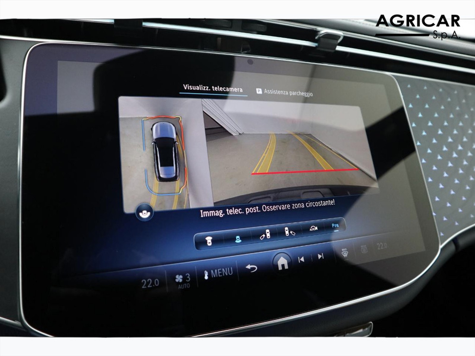 11 - Mercedes Classe E station wagon all-terrain 220 d premium 4matic 9g-tronic