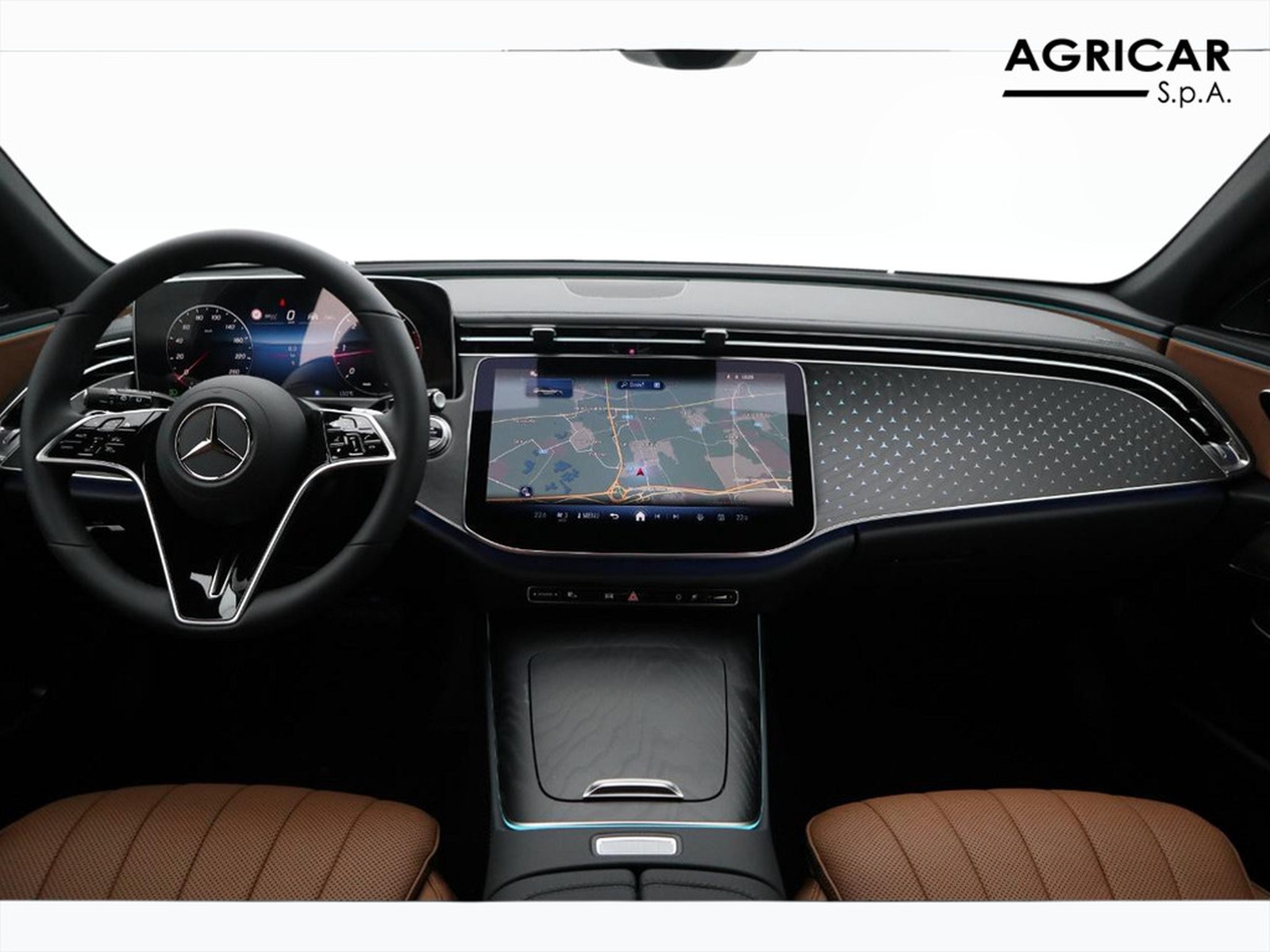 14 - Mercedes Classe E station wagon all-terrain 220 d premium 4matic 9g-tronic